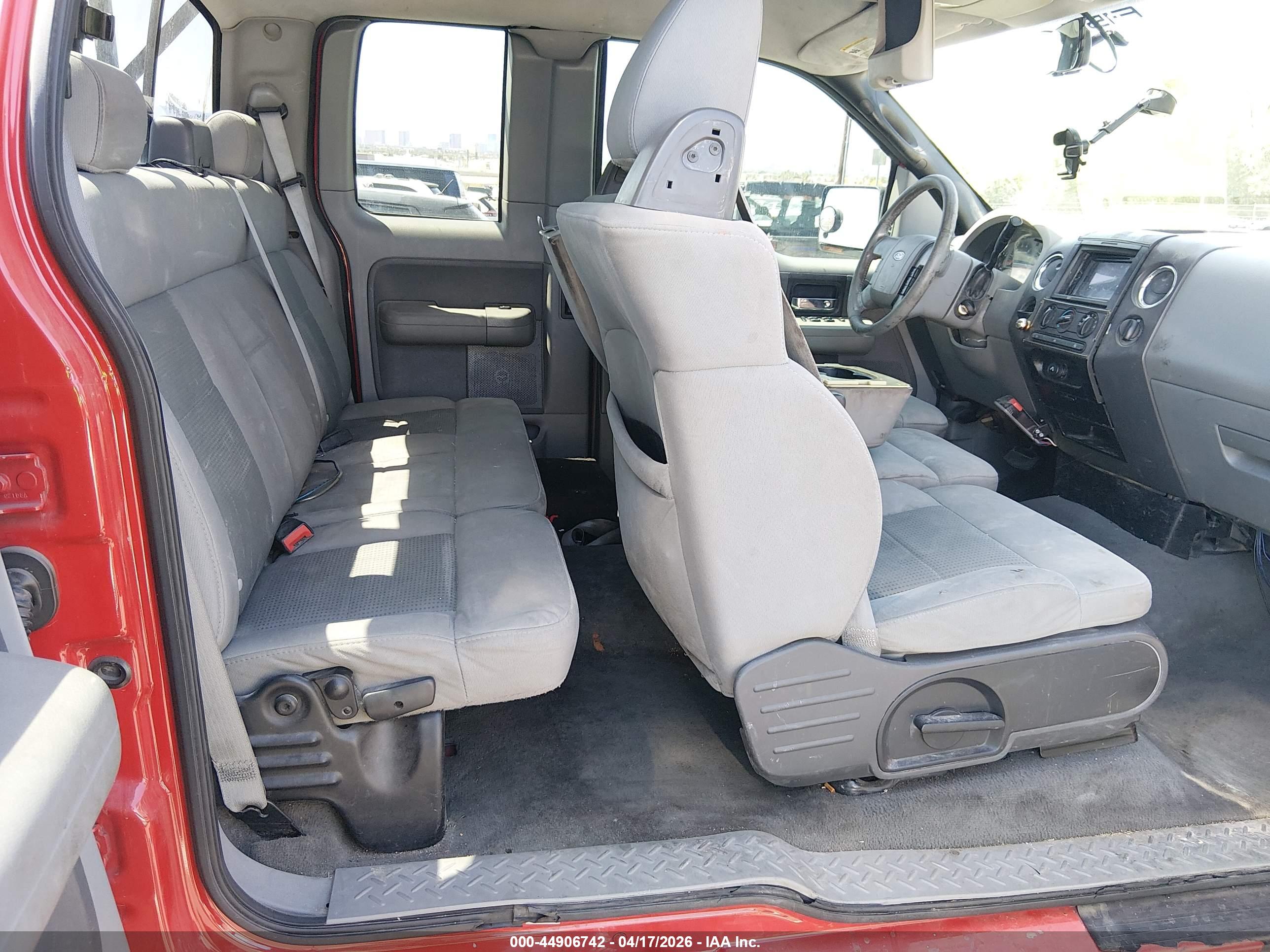 FORD F-150 image 8