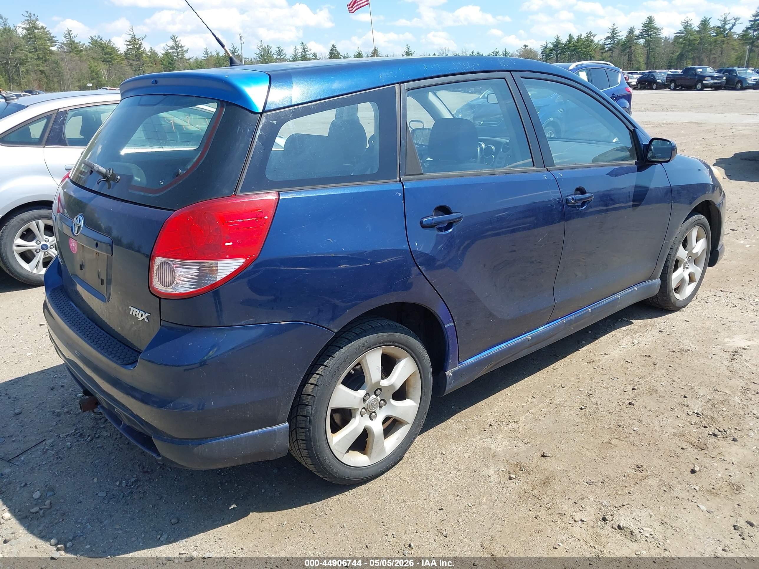 TOYOTA MATRIX image 4