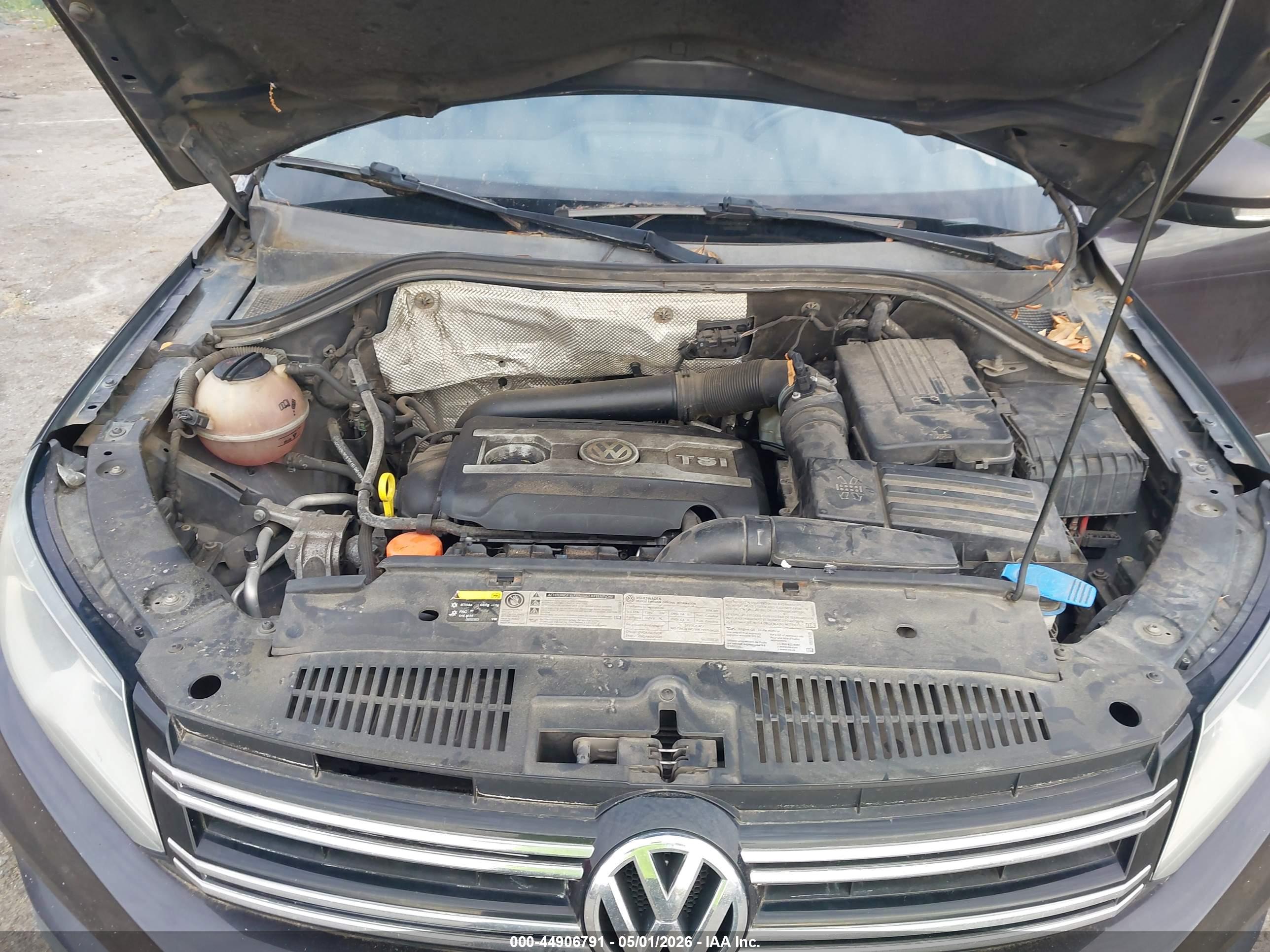 VOLKSWAGEN TIGUAN image 10