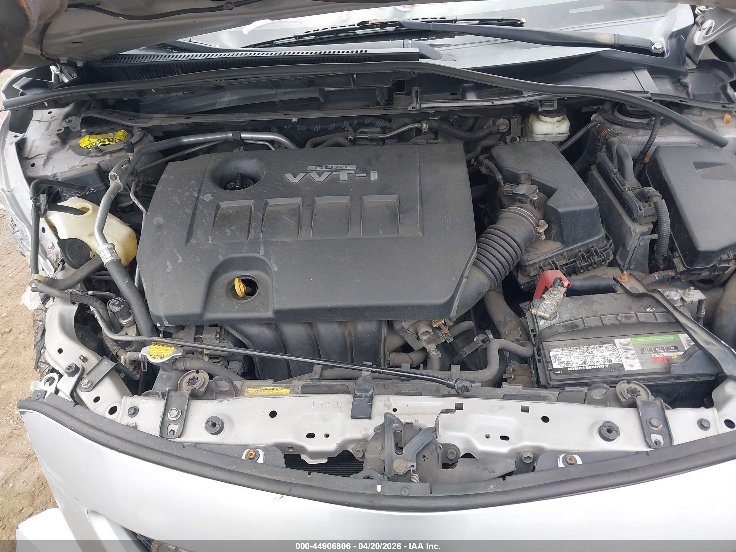TOYOTA COROLLA image 10