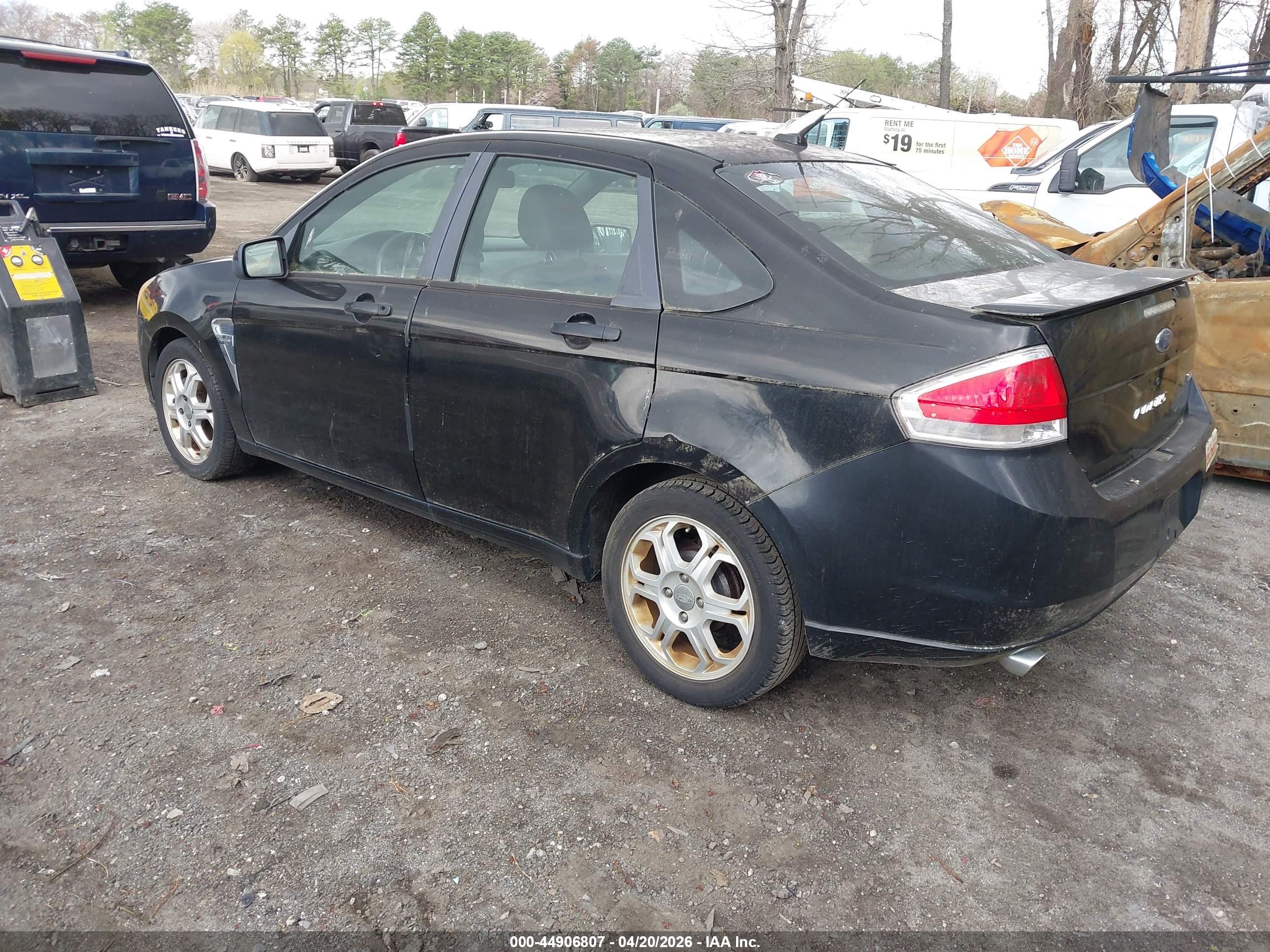 FORD FOCUS image 3