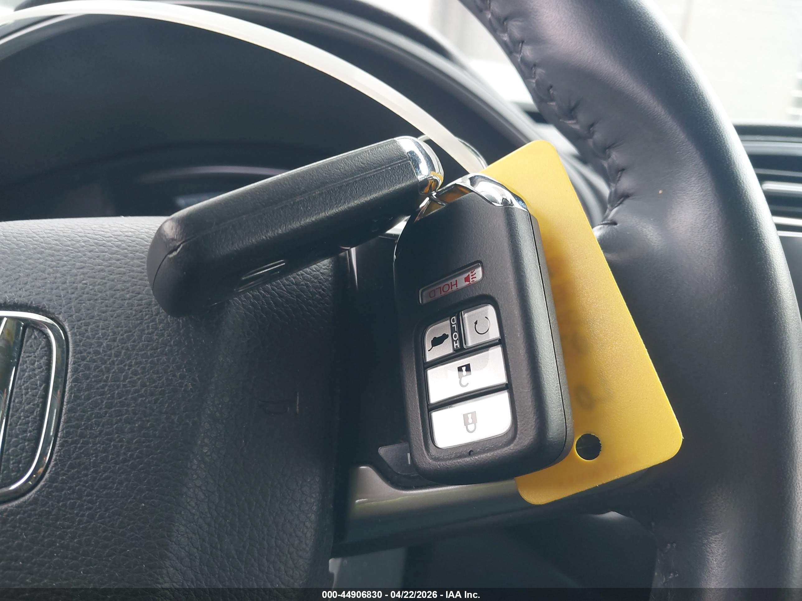 HONDA CR-V image 11