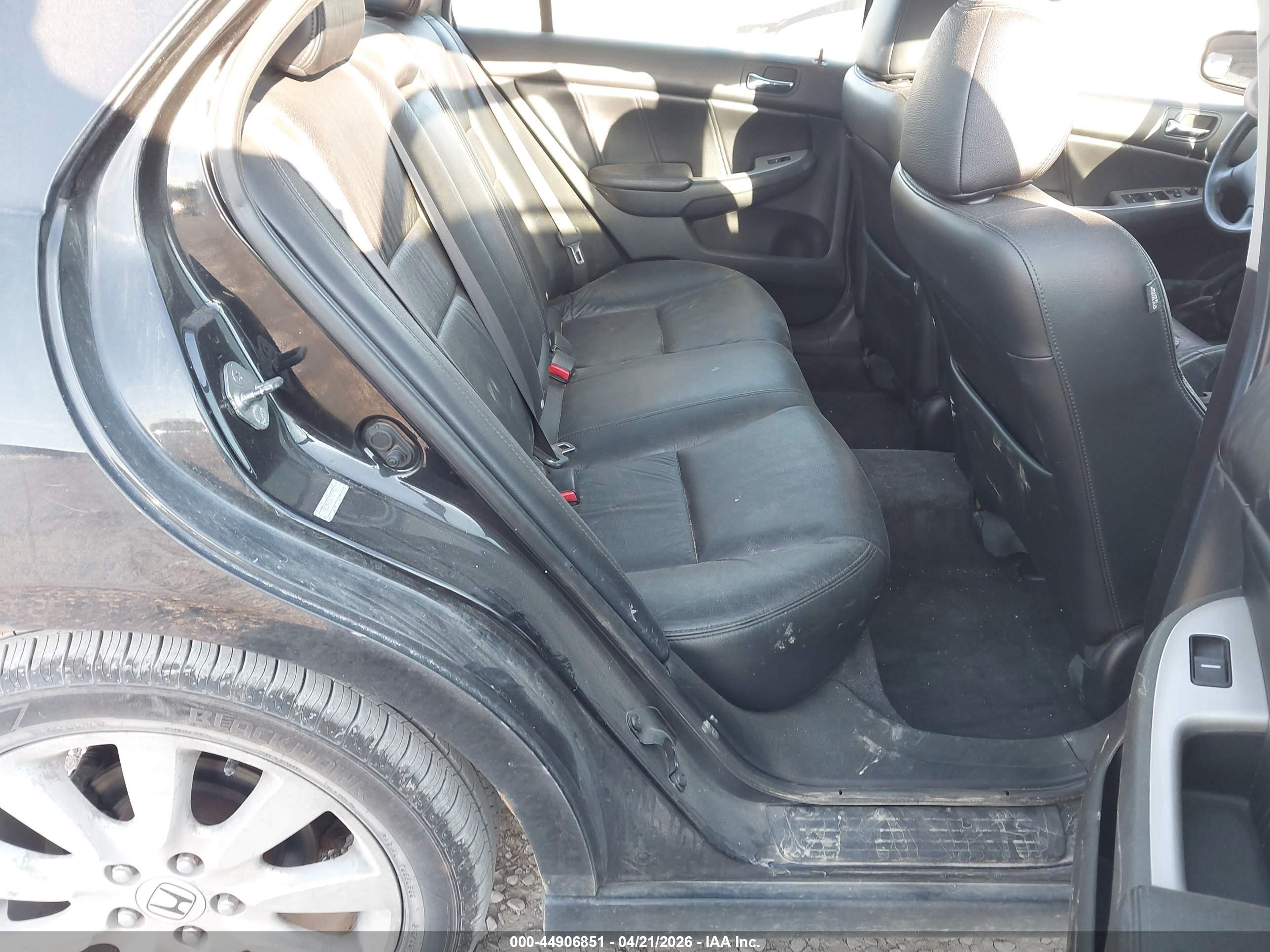 HONDA ACCORD image 8
