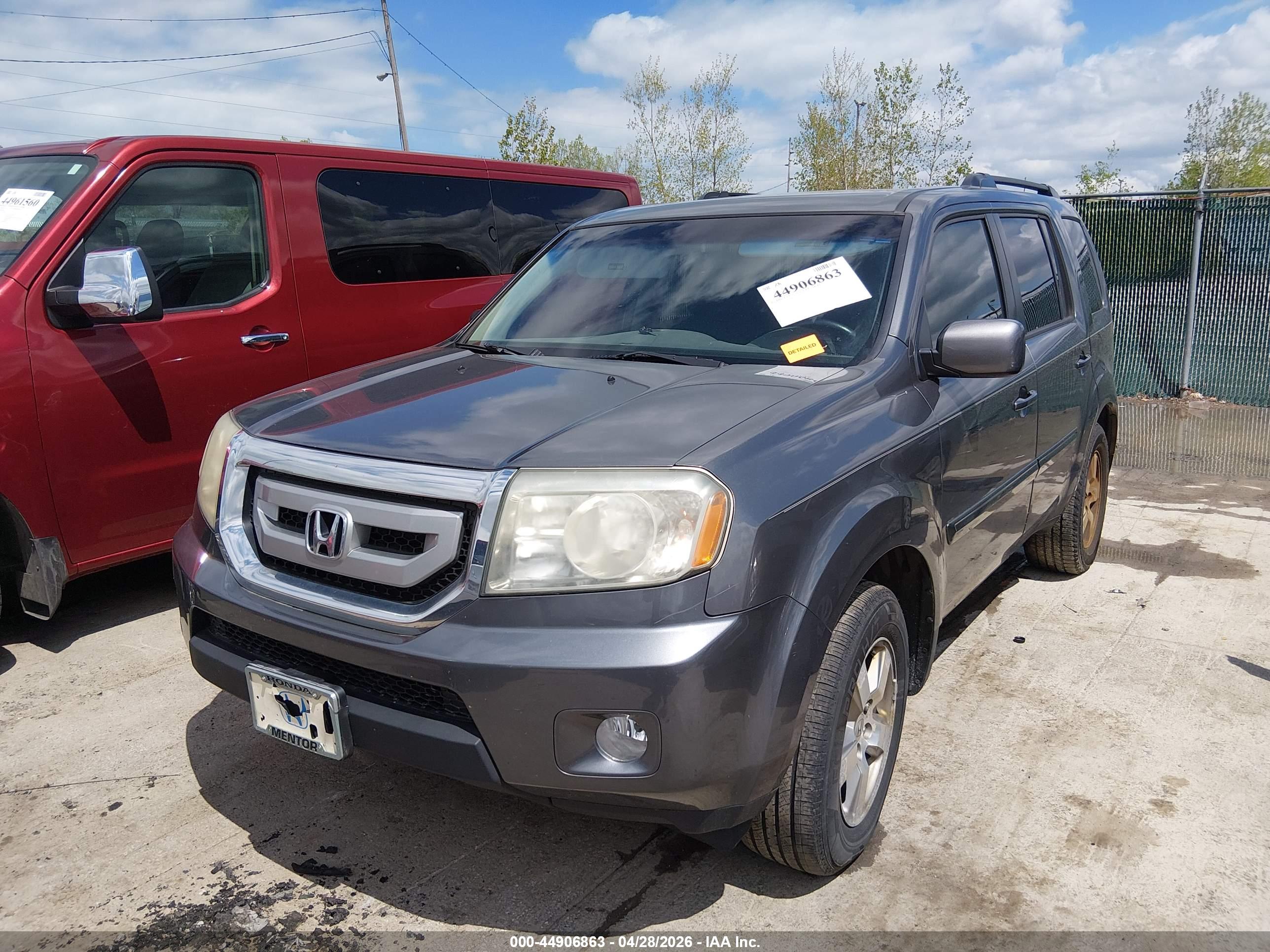 HONDA PILOT image 2