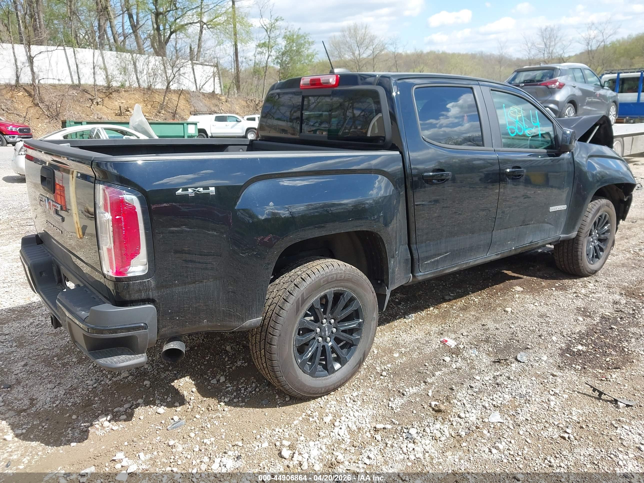 GMC CANYON image 4