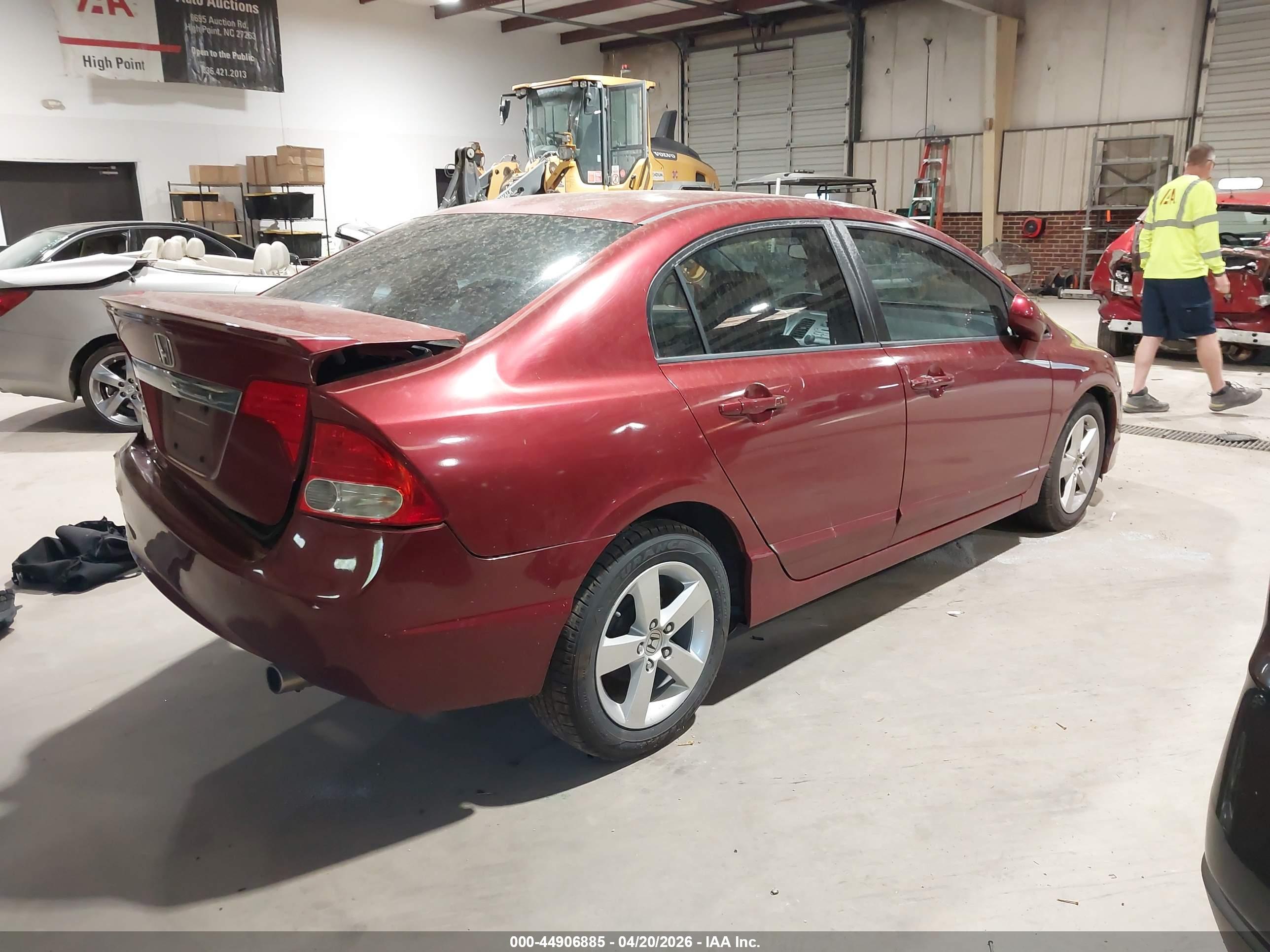 HONDA CIVIC image 4