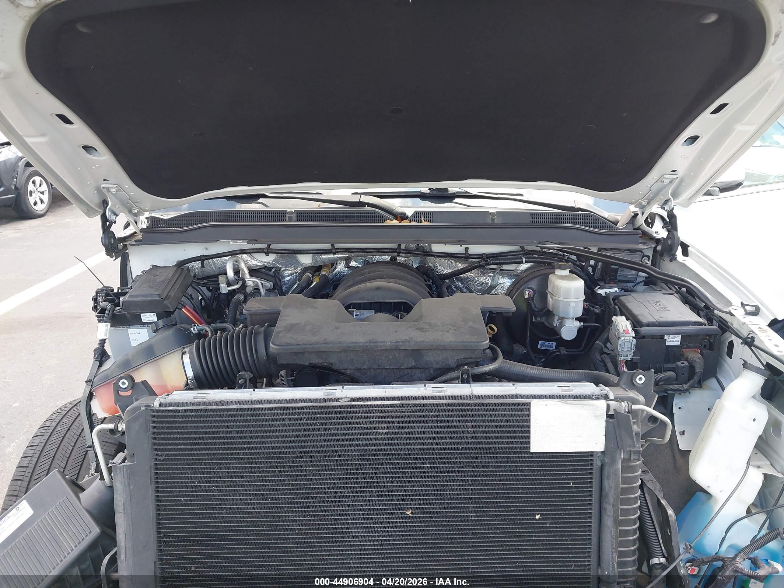 GMC YUKON image 10