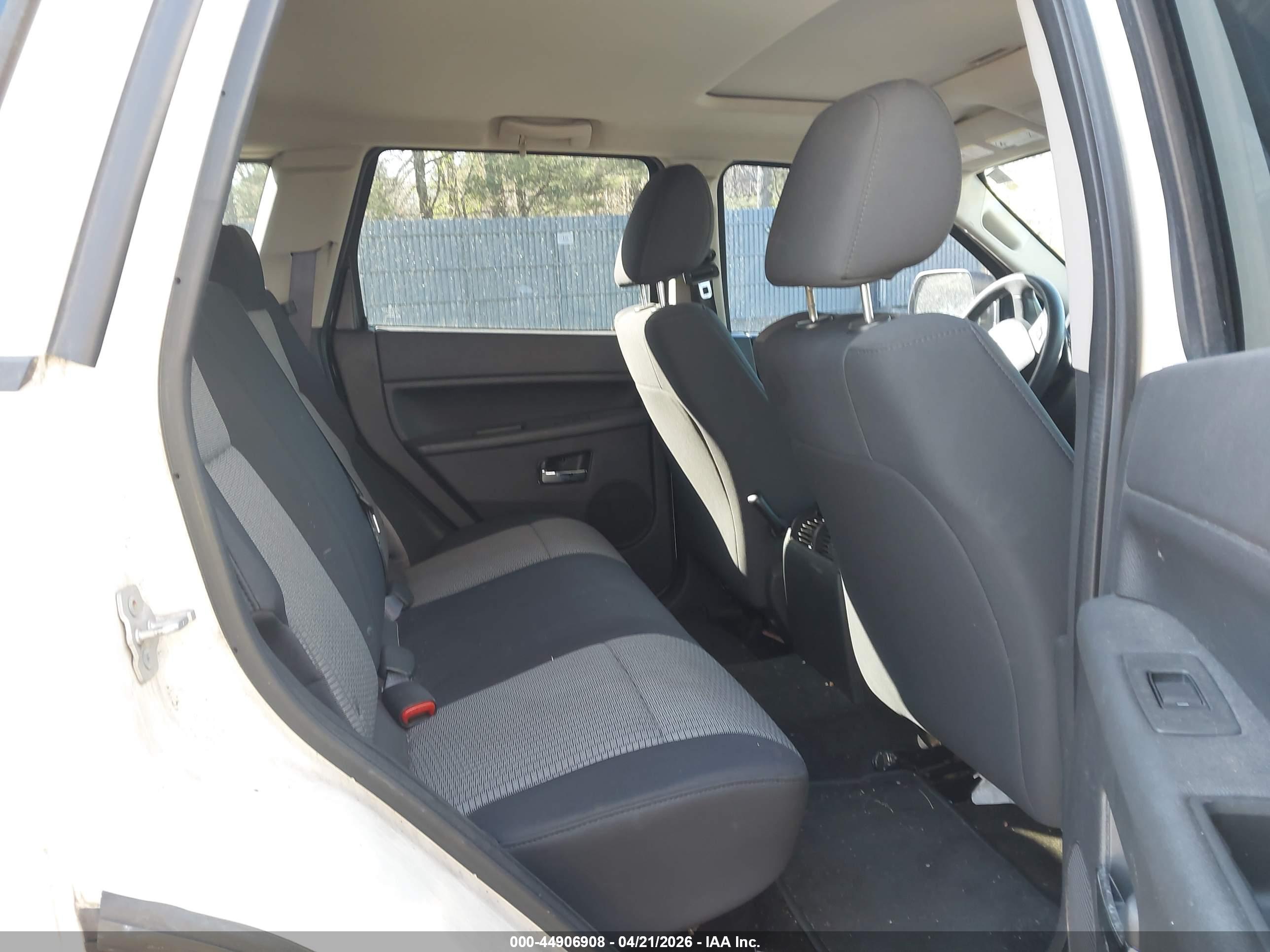 JEEP GRAND image 8
