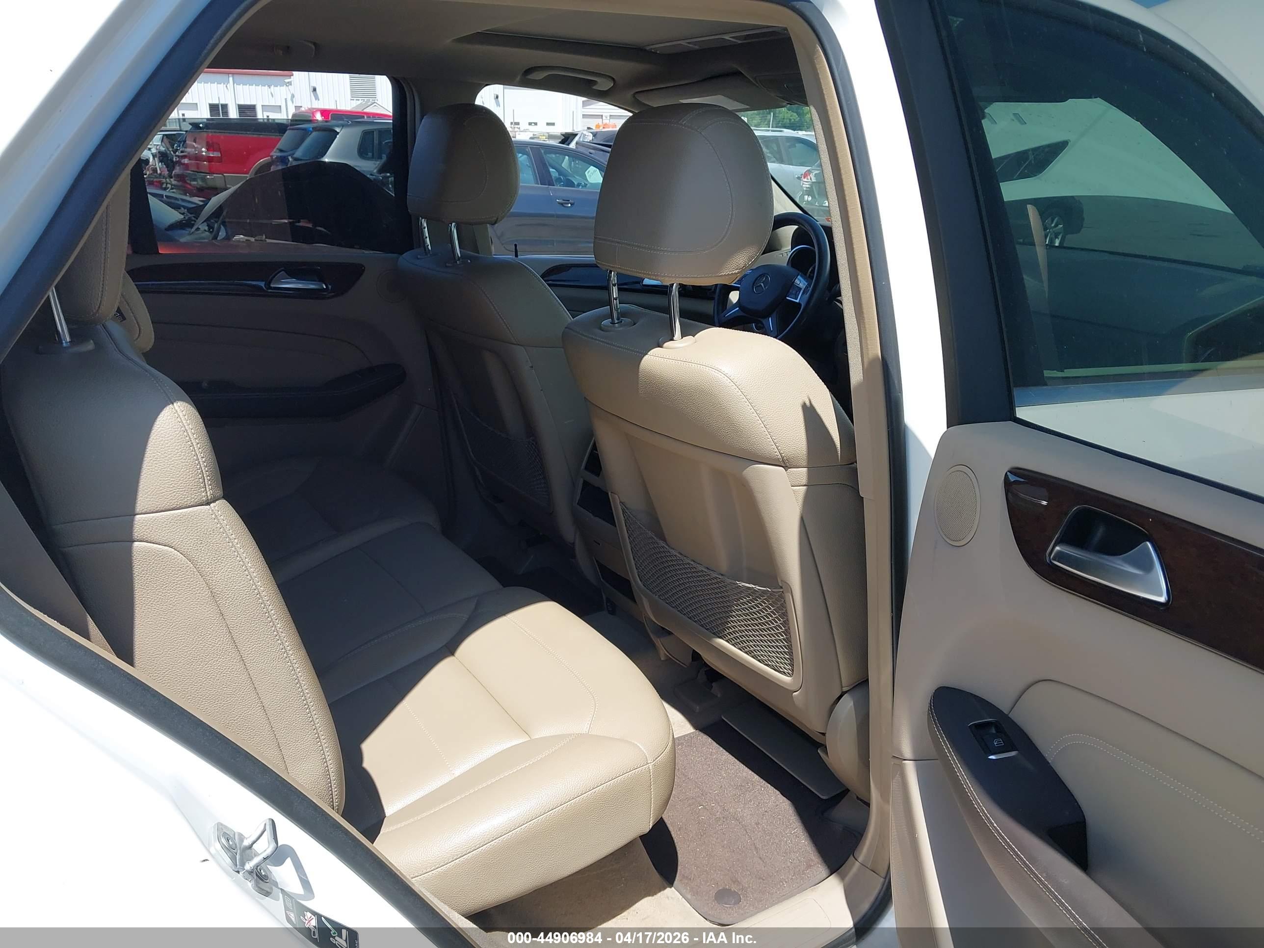 MERCEDES-BENZ ML image 8