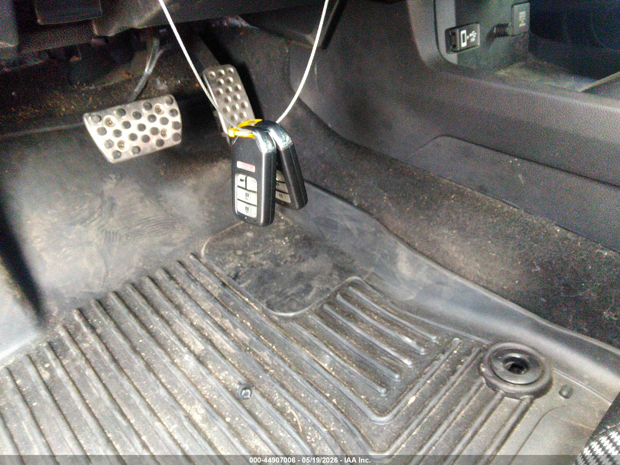 HONDA CIVIC image 11