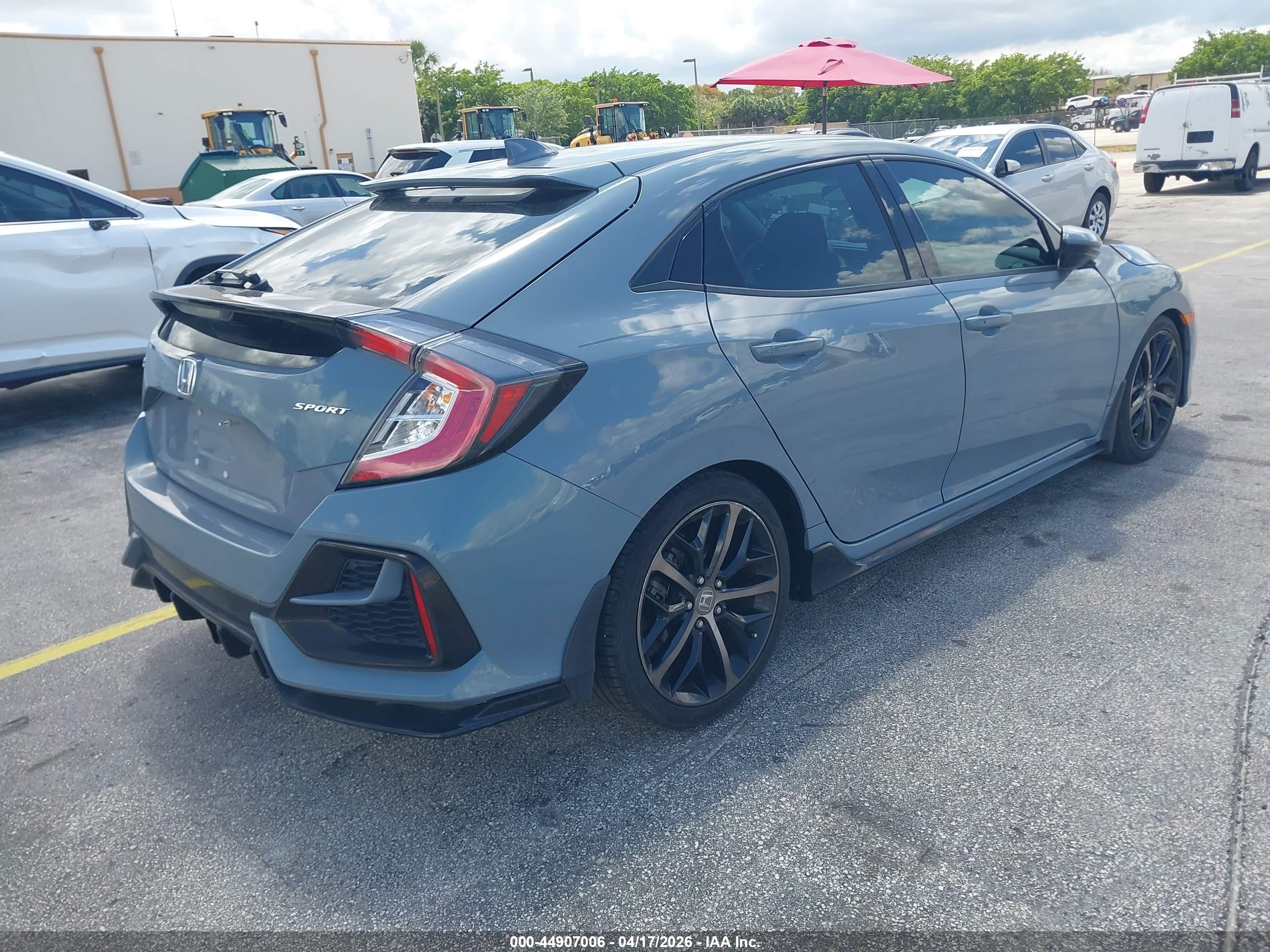 HONDA CIVIC image 4