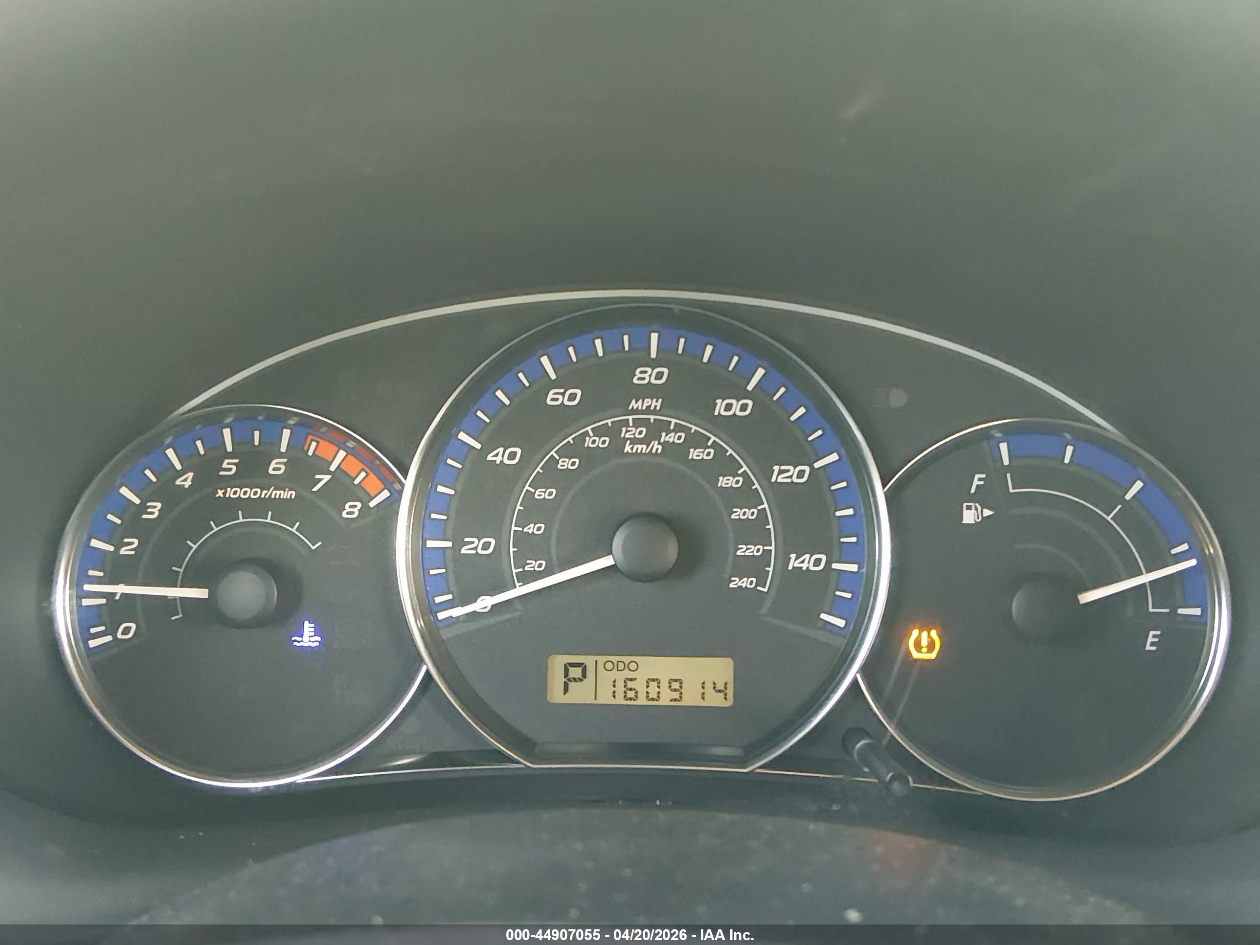 SUBARU FORESTER image 7
