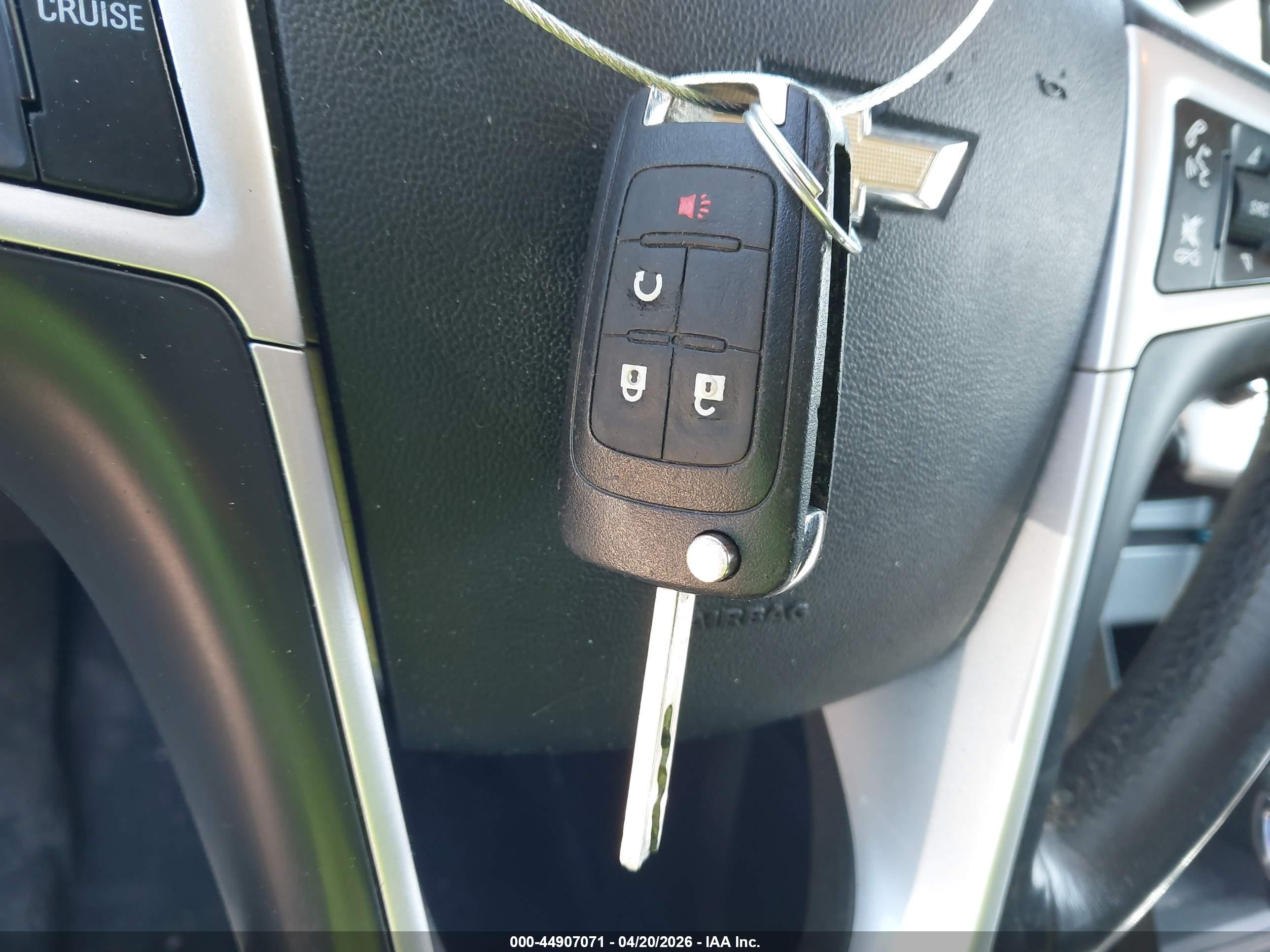 CHEVROLET EQUINOX image 11