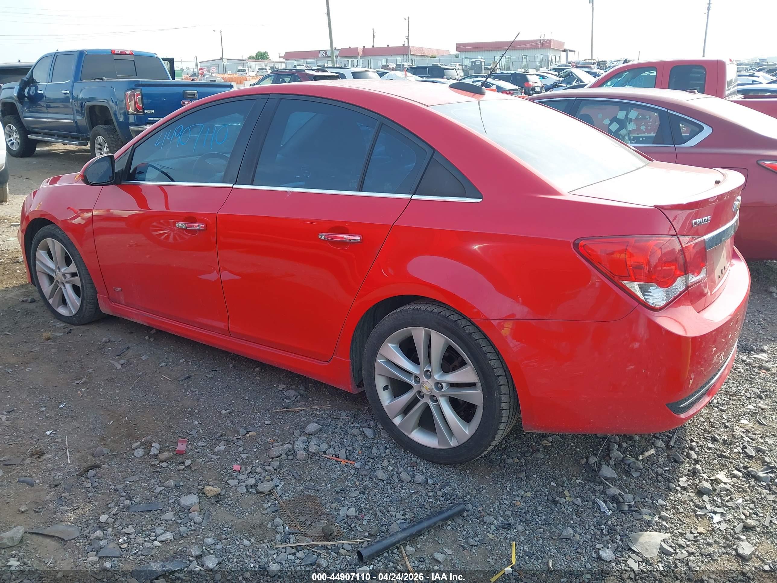 CHEVROLET CRUZE image 3