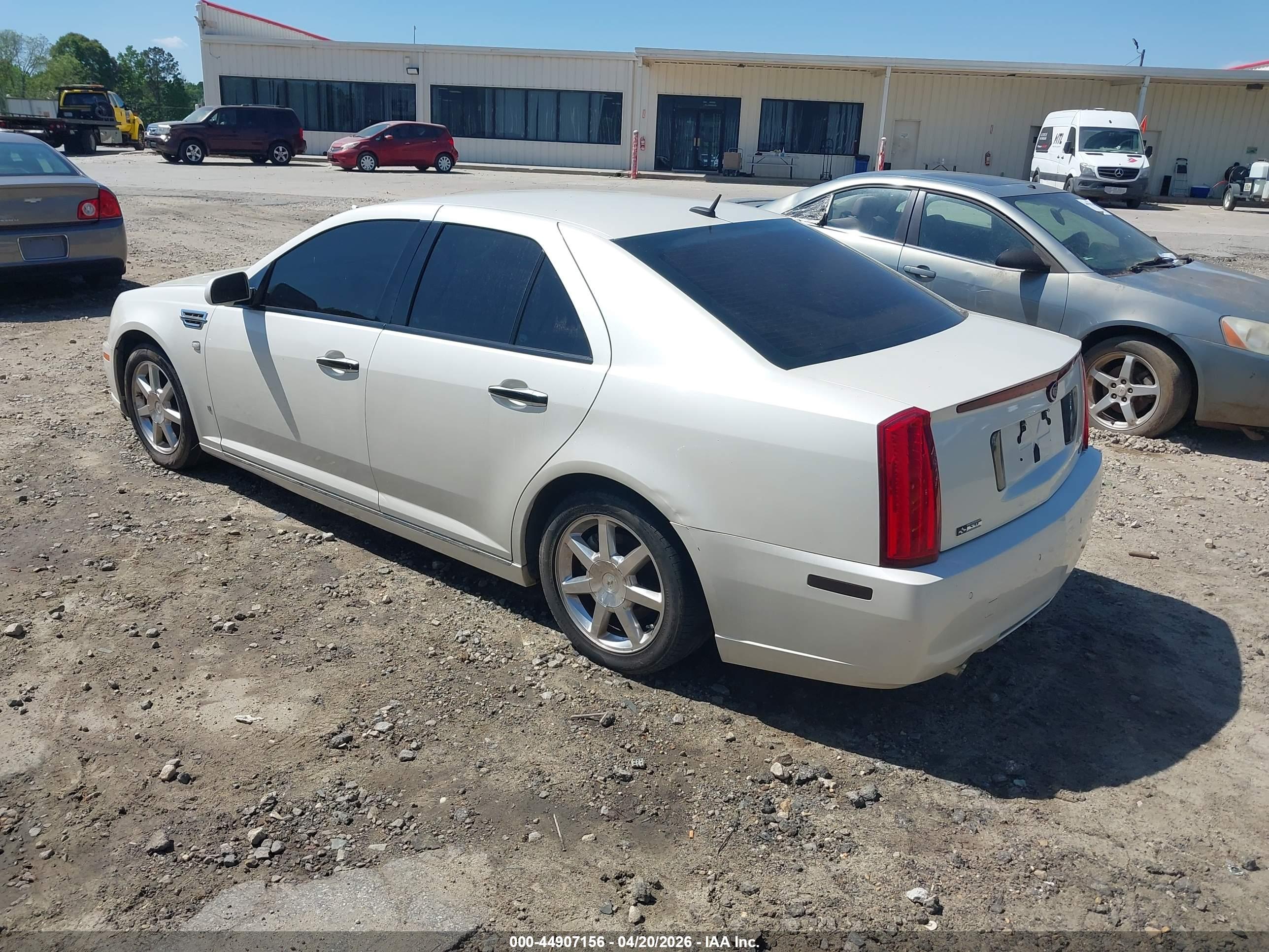 CADILLAC STS image 3