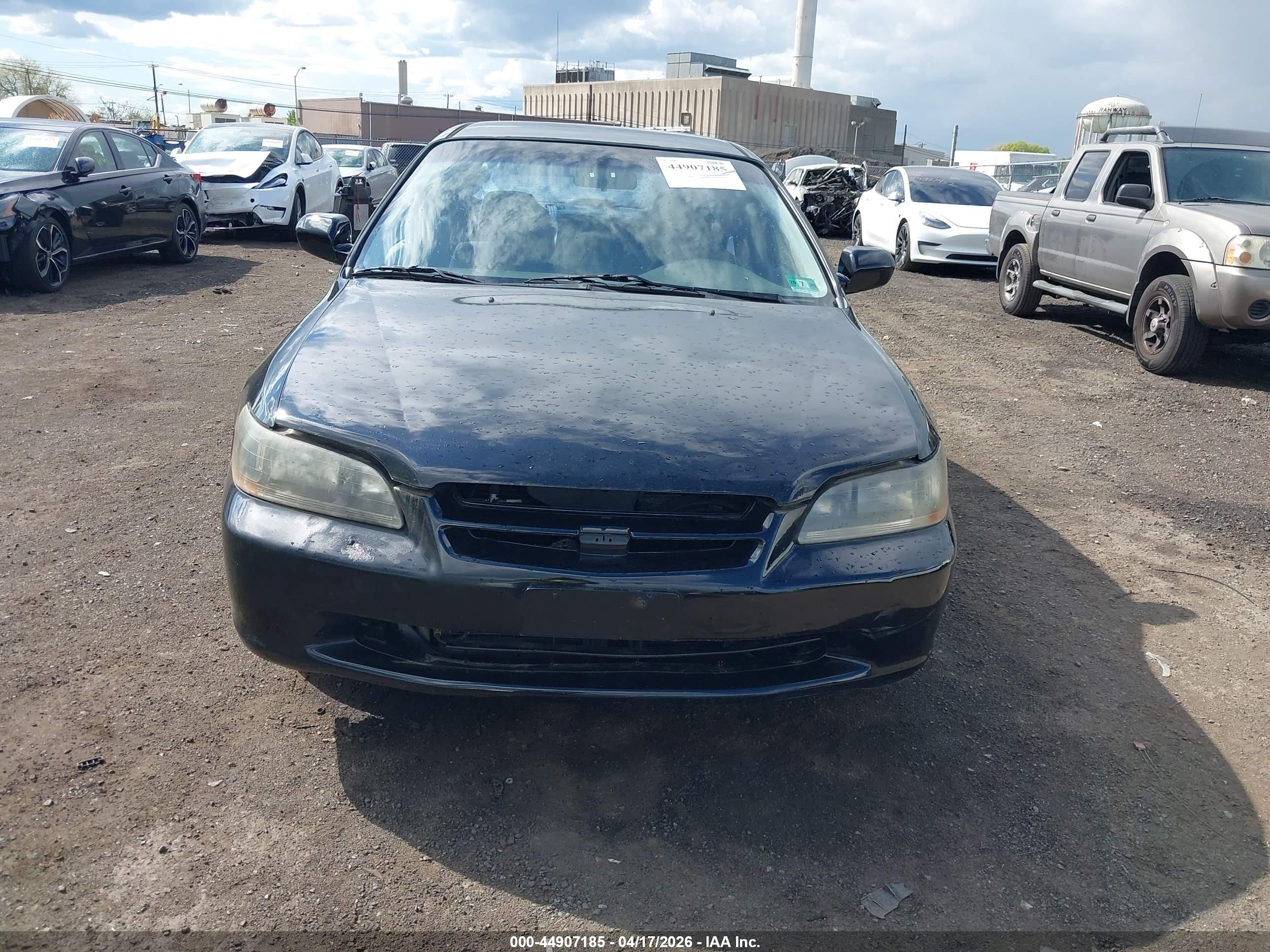 HONDA ACCORD image 6