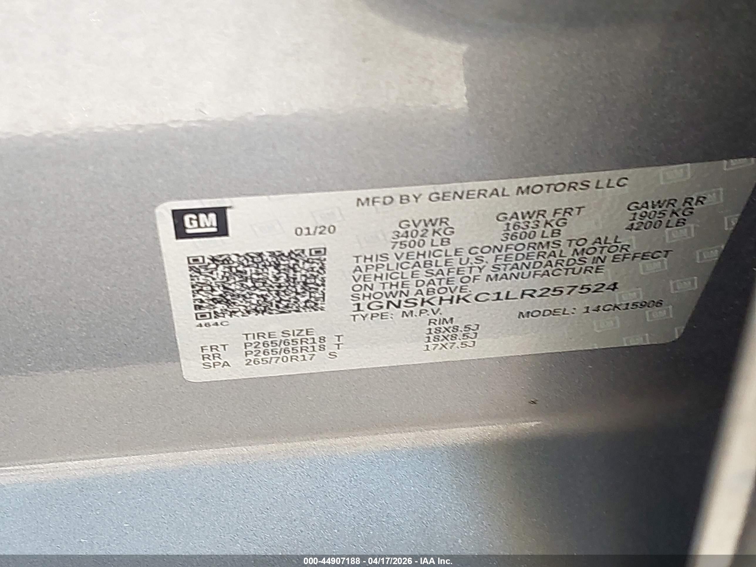 CHEVROLET SUBURBAN image 9