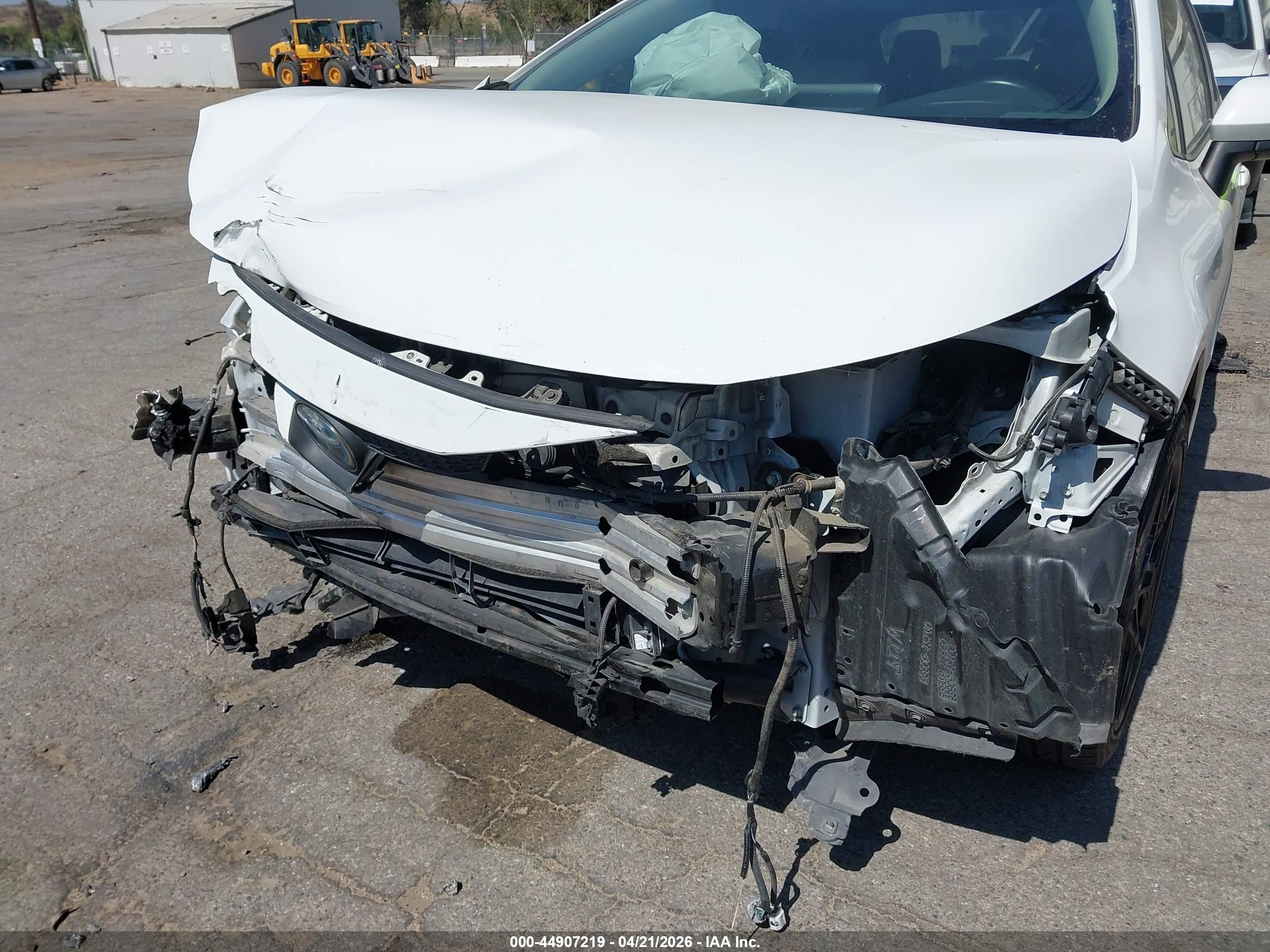 TOYOTA COROLLA image 6