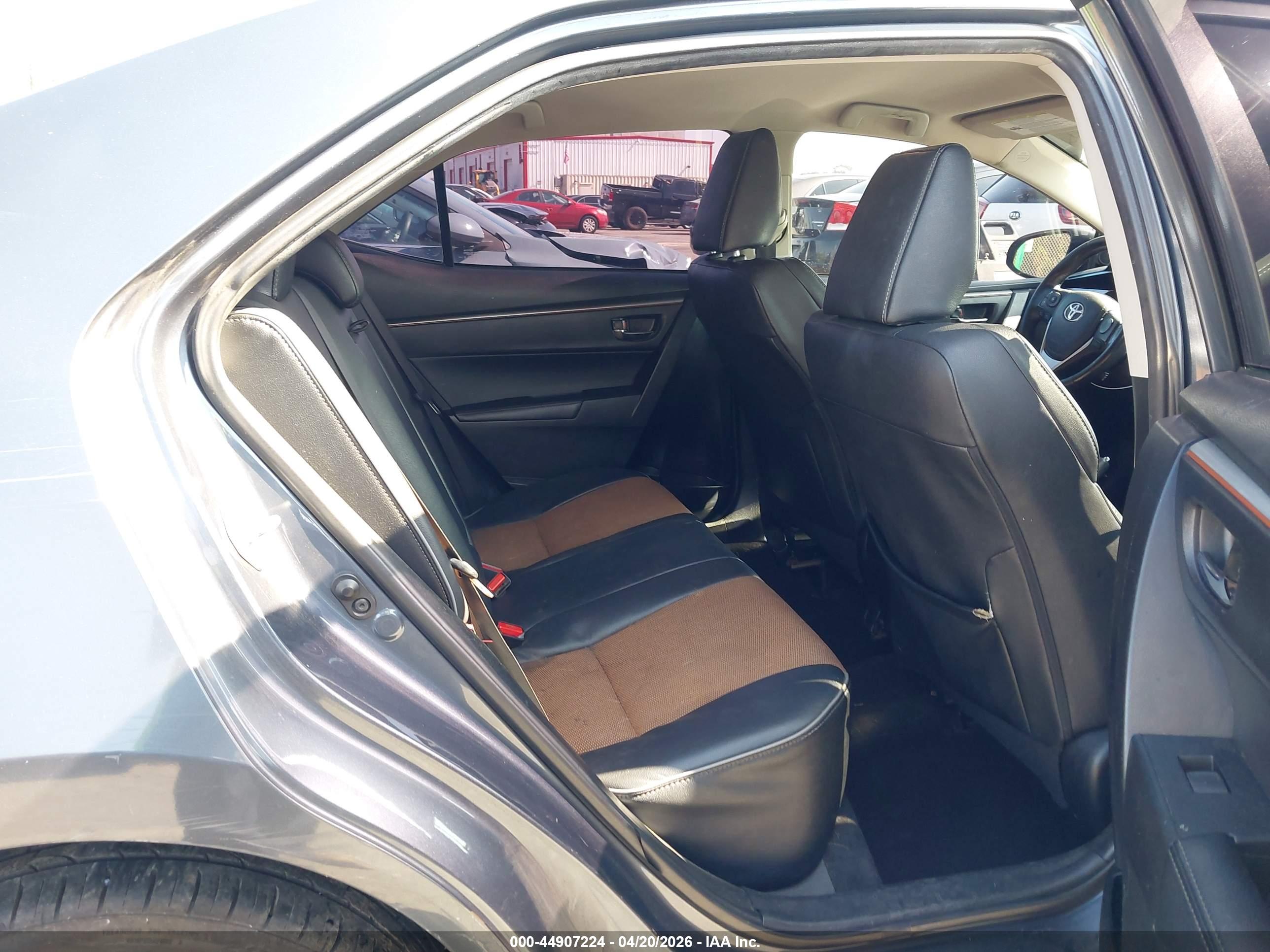 TOYOTA COROLLA image 8