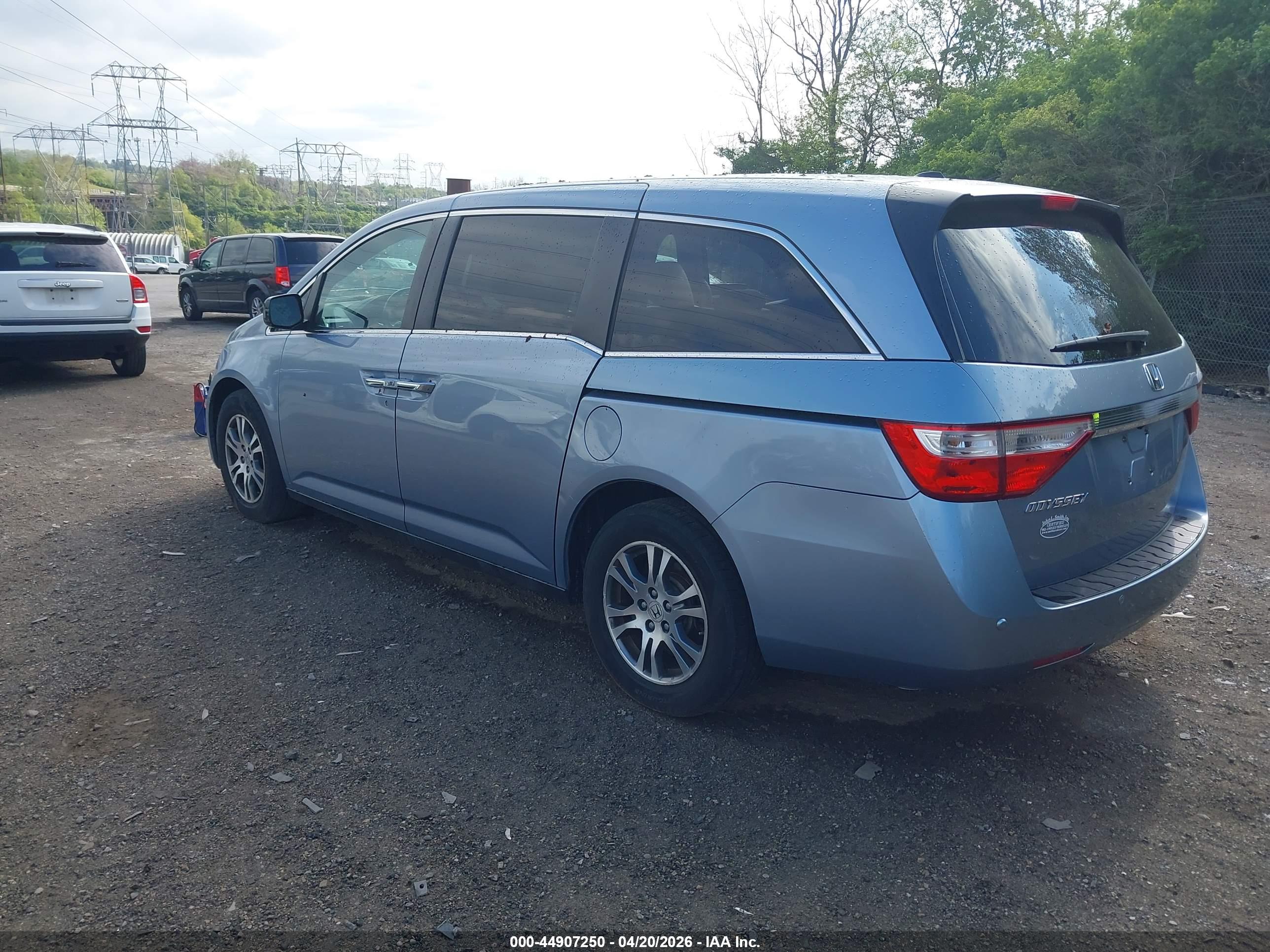 HONDA ODYSSEY image 3