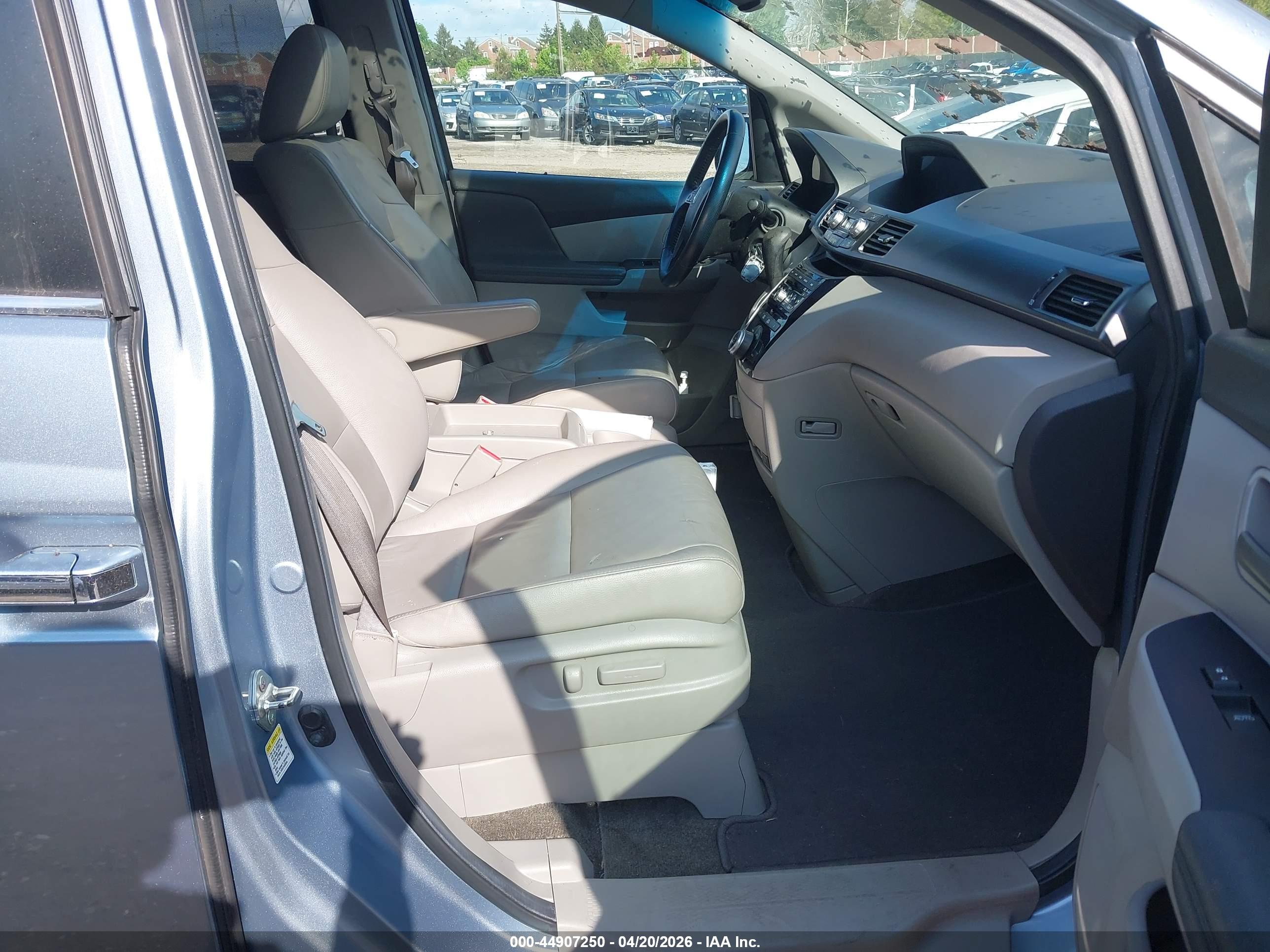 HONDA ODYSSEY image 5