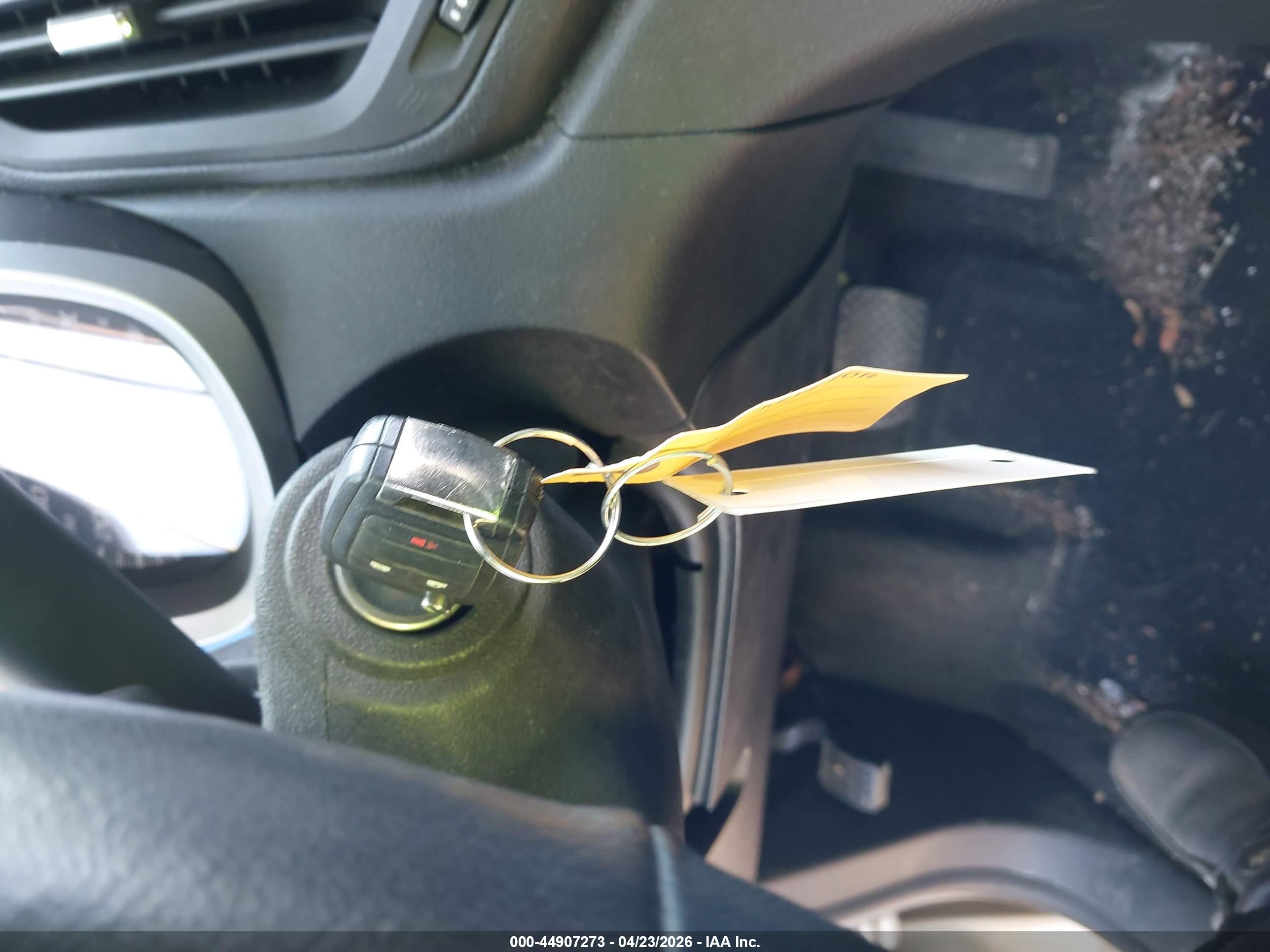 CHEVROLET EQUINOX image 11