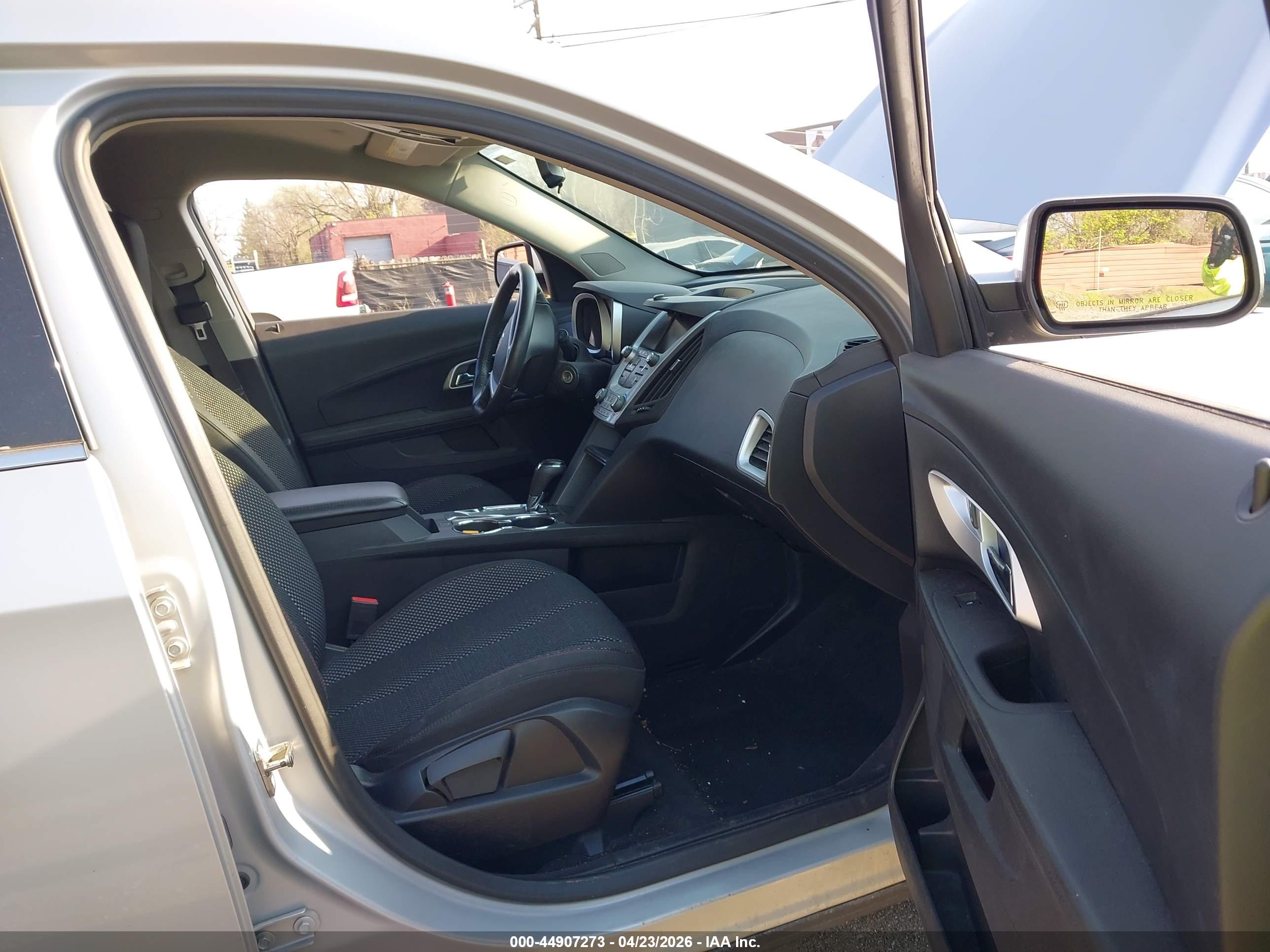 CHEVROLET EQUINOX image 5