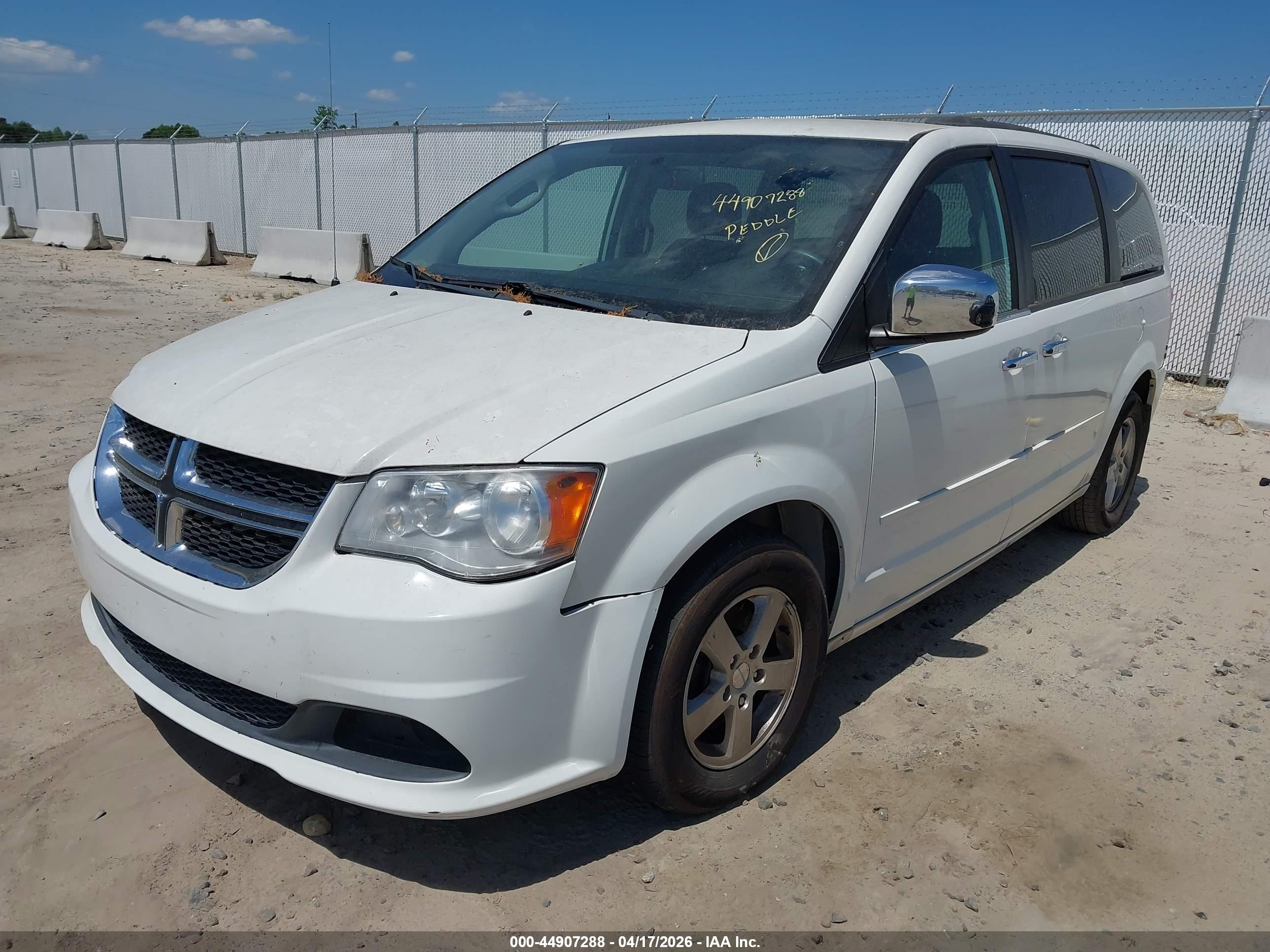 DODGE GRAND image 2
