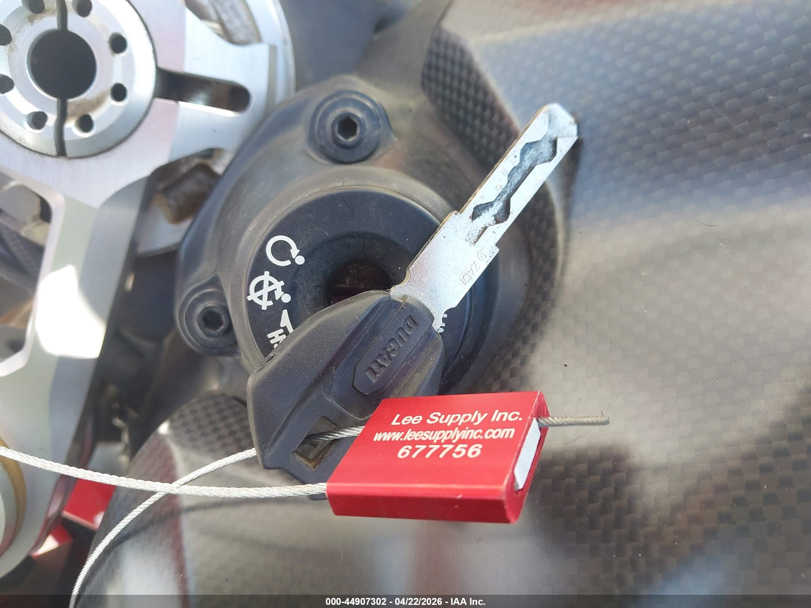 DUCATI PANIGALE image 11