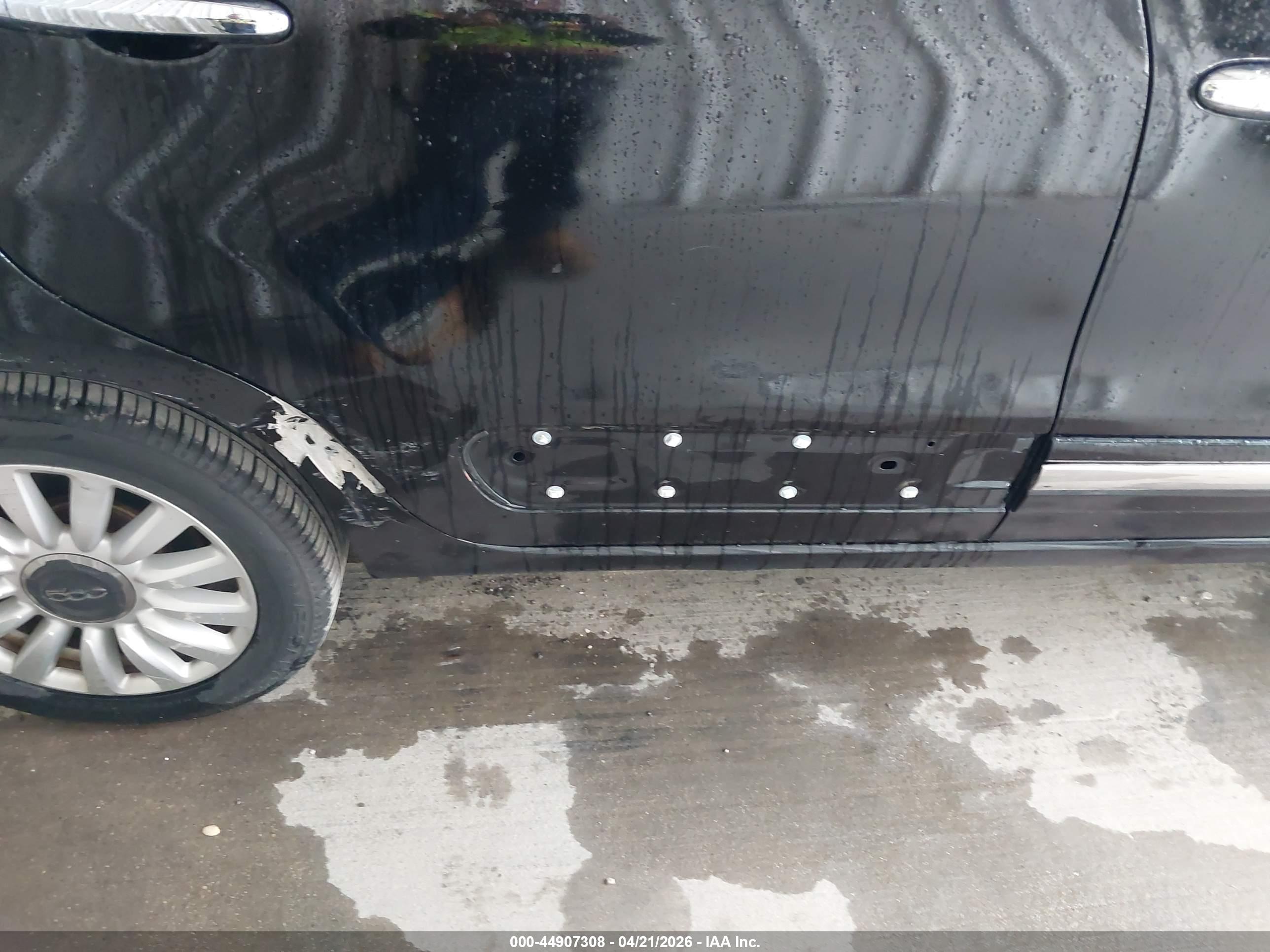 FIAT 500L image 6