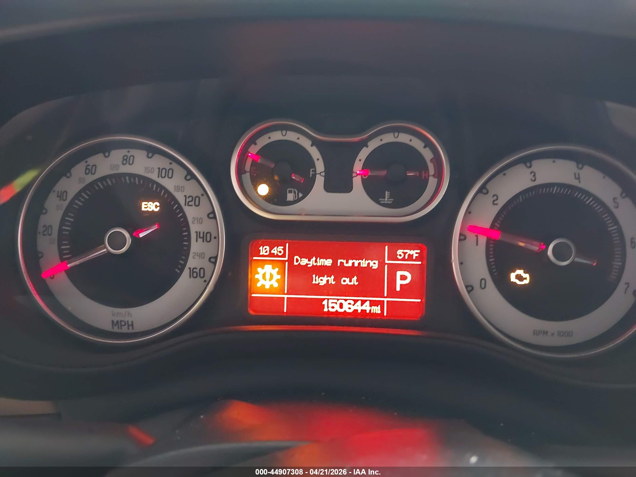 FIAT 500L image 7