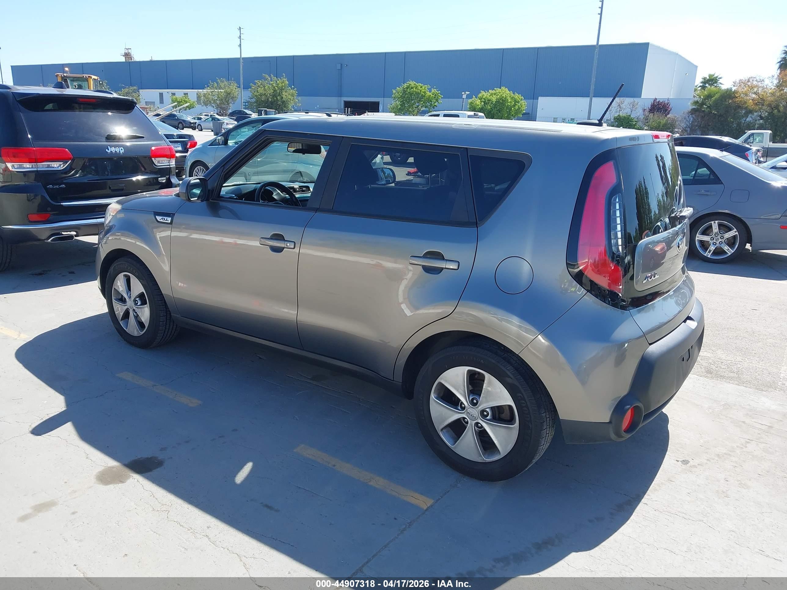 KIA SOUL image 3