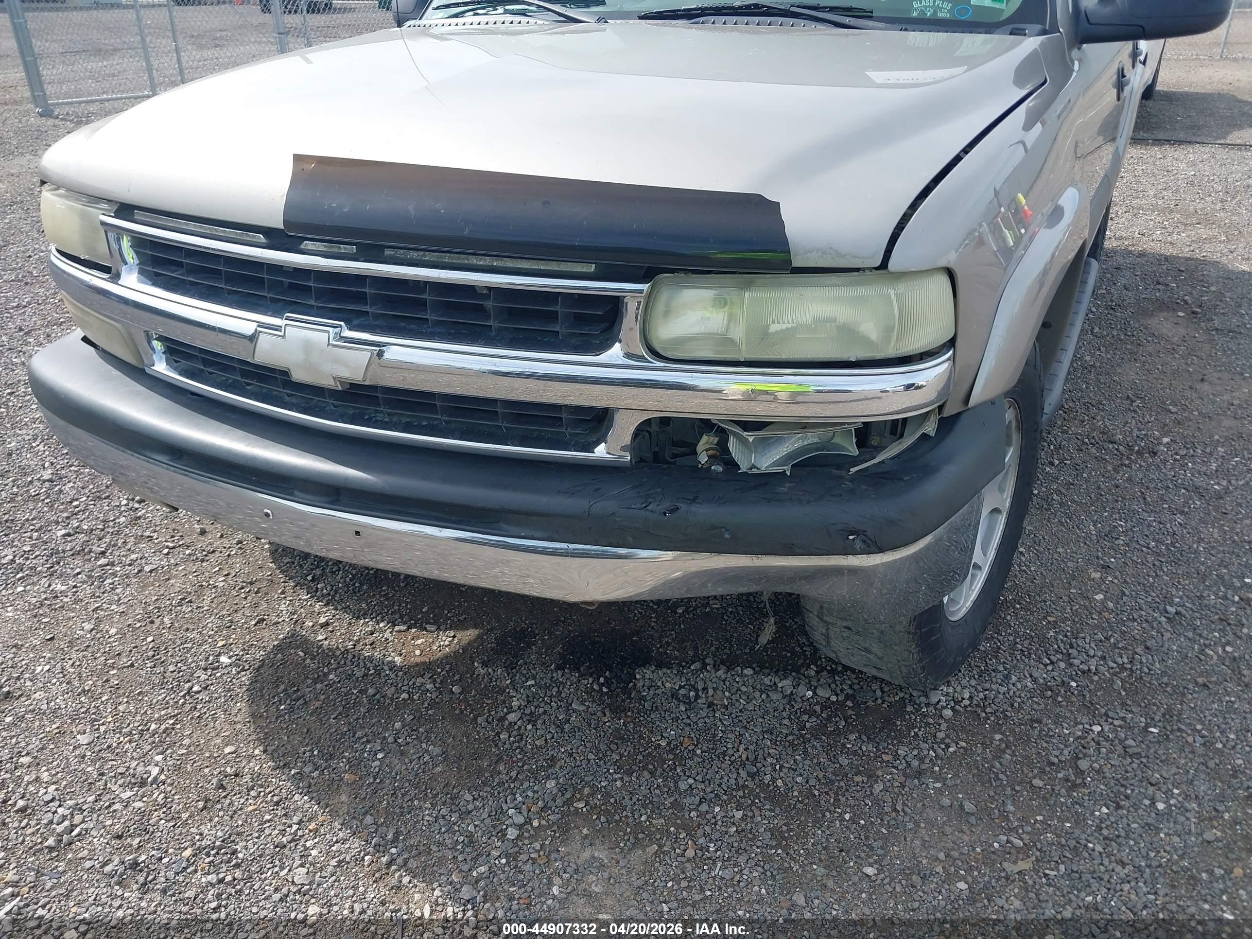 CHEVROLET TAHOE image 6