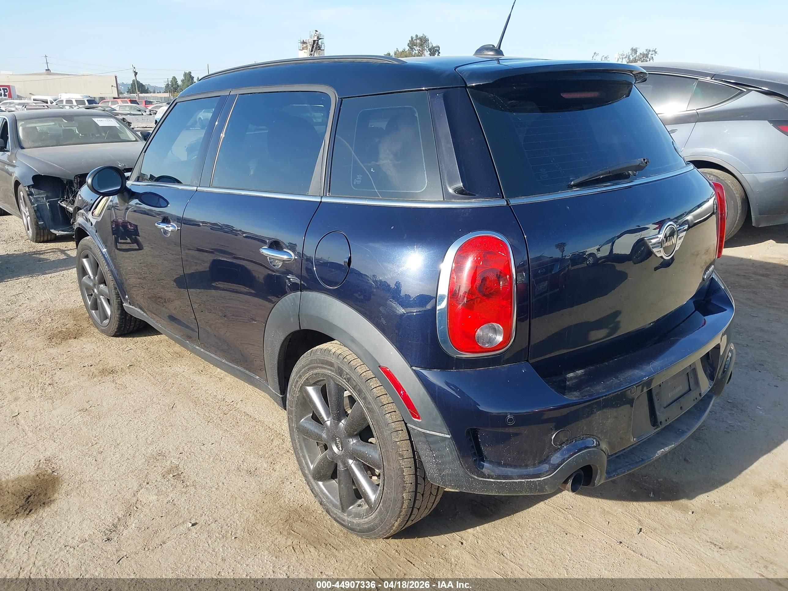 MINI COOPER image 3
