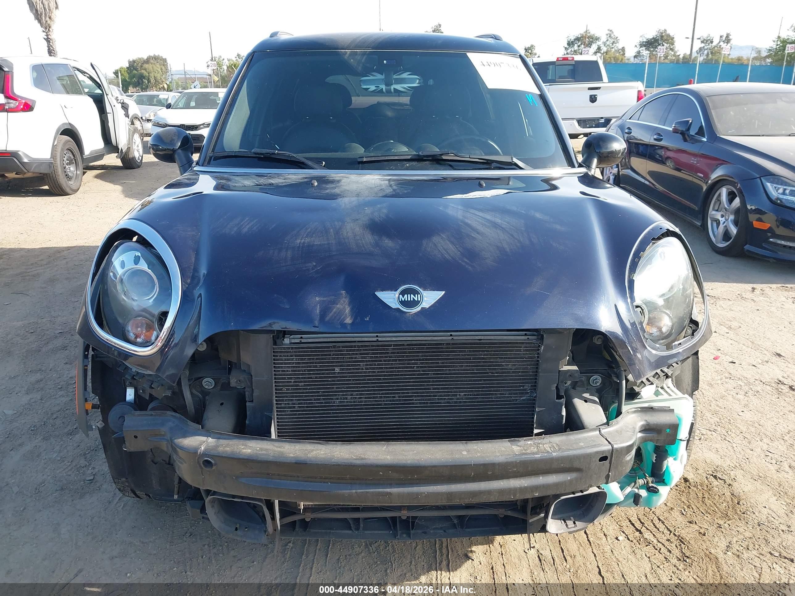 MINI COOPER image 6
