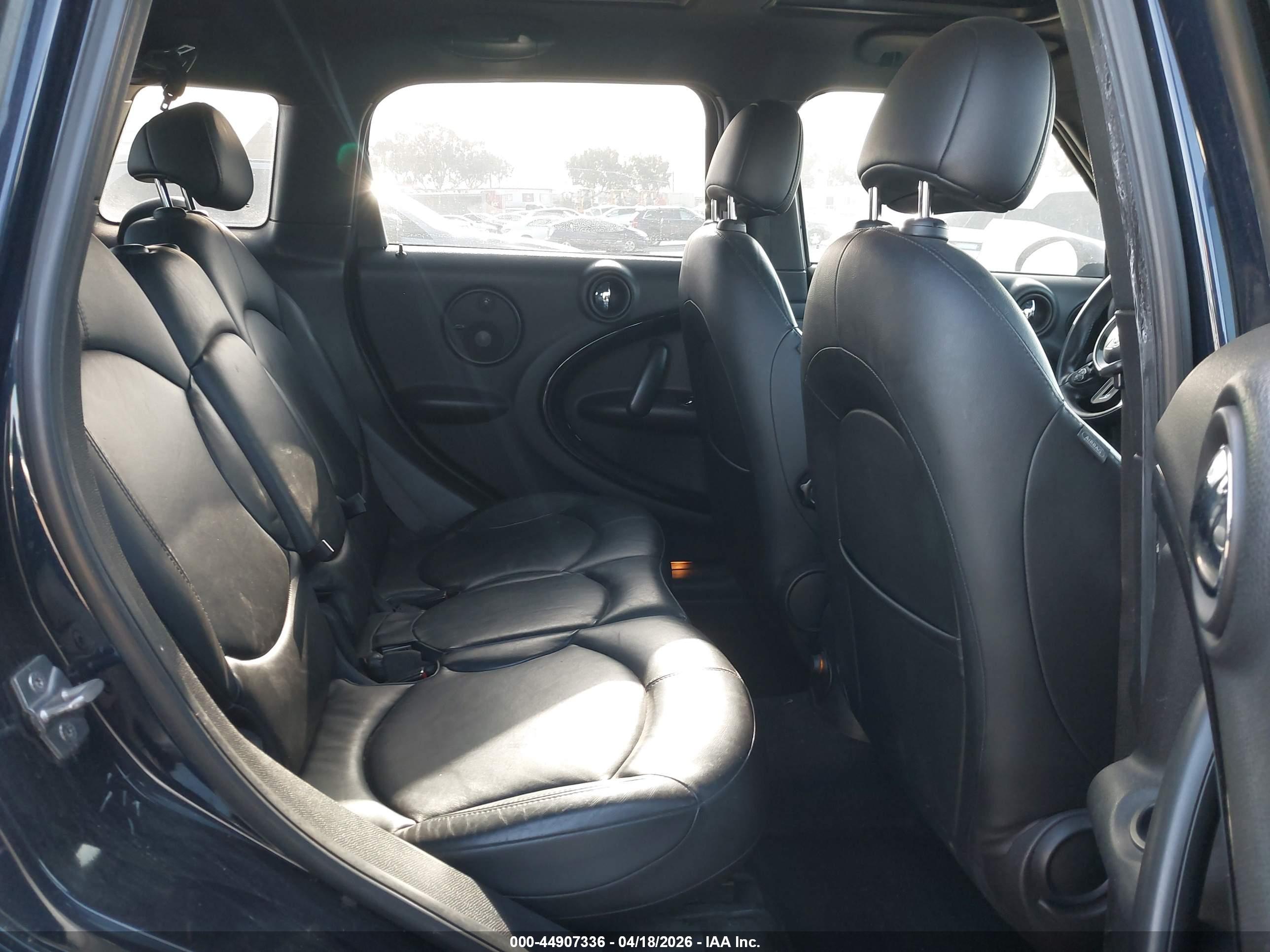 MINI COOPER image 8