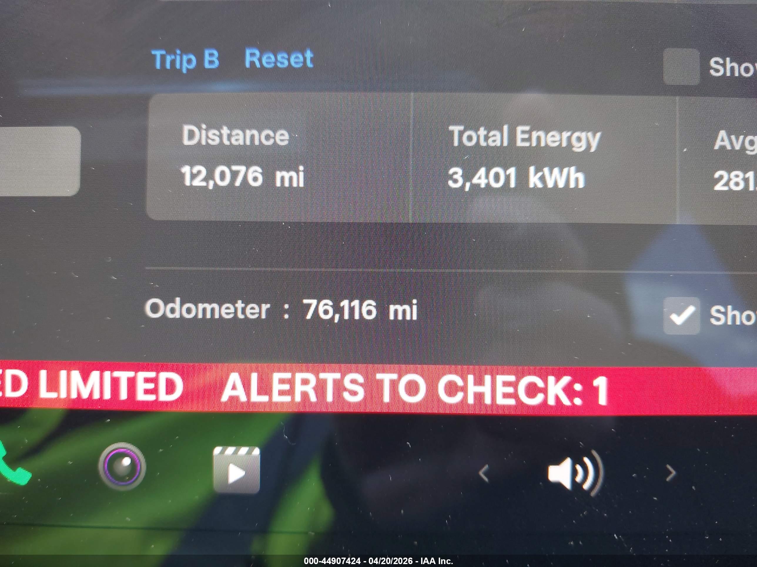 TESLA MODEL image 7