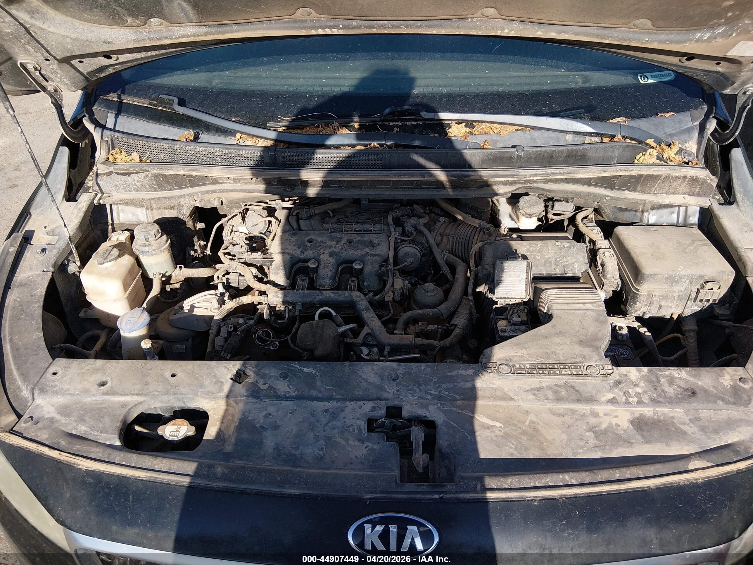 KIA SEDONA image 10