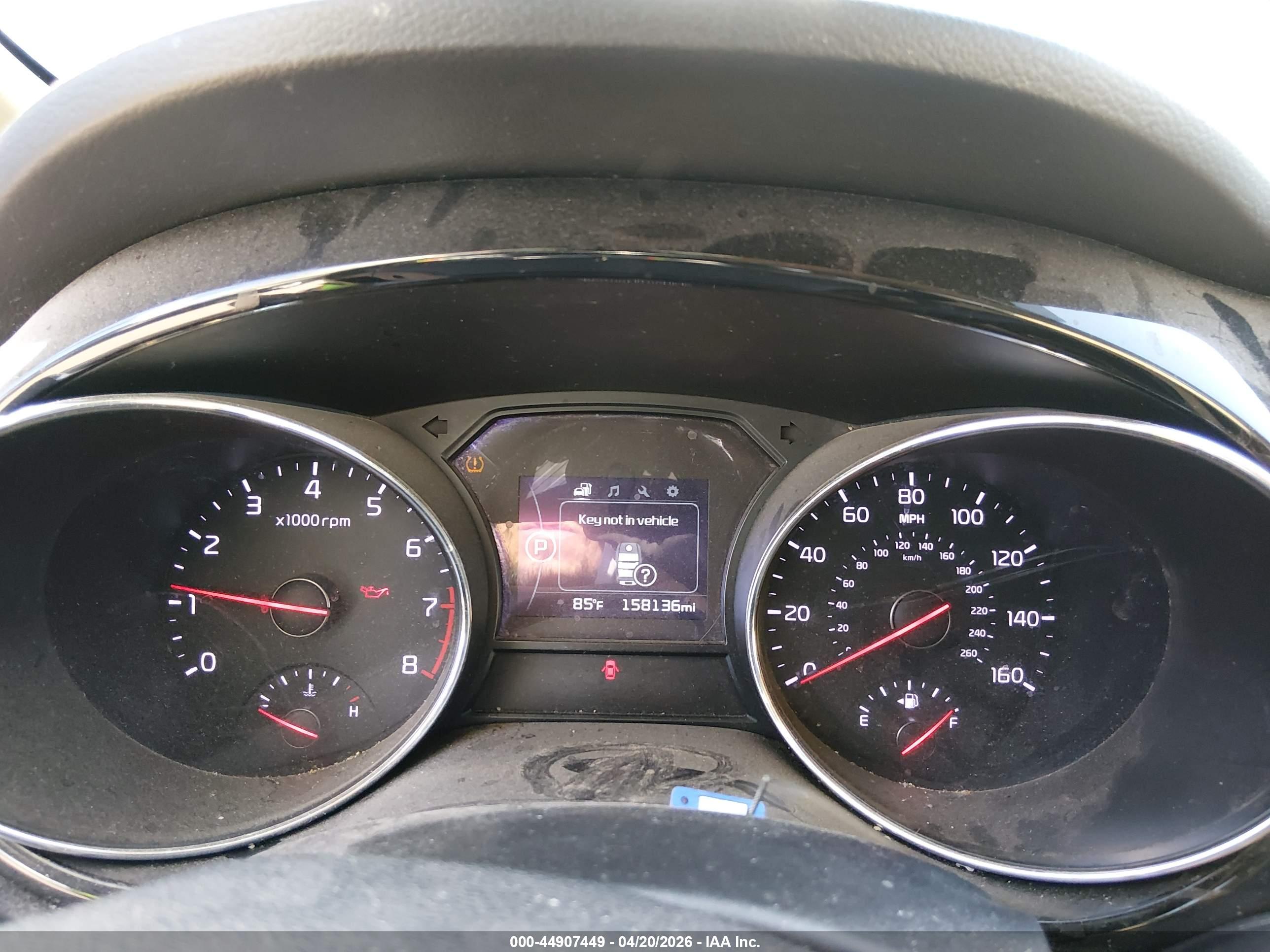 KIA SEDONA image 7