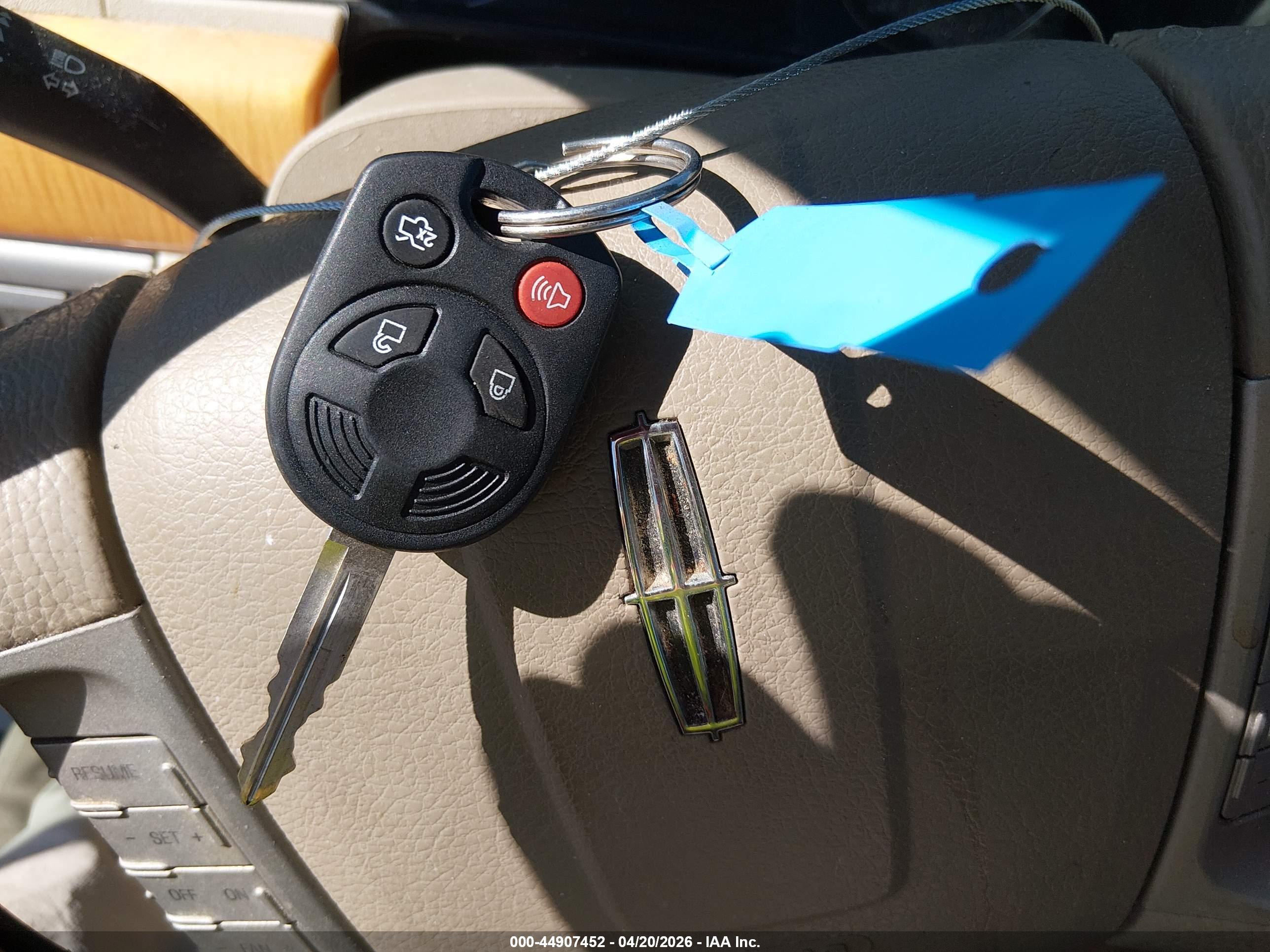 LINCOLN MKZ image 11