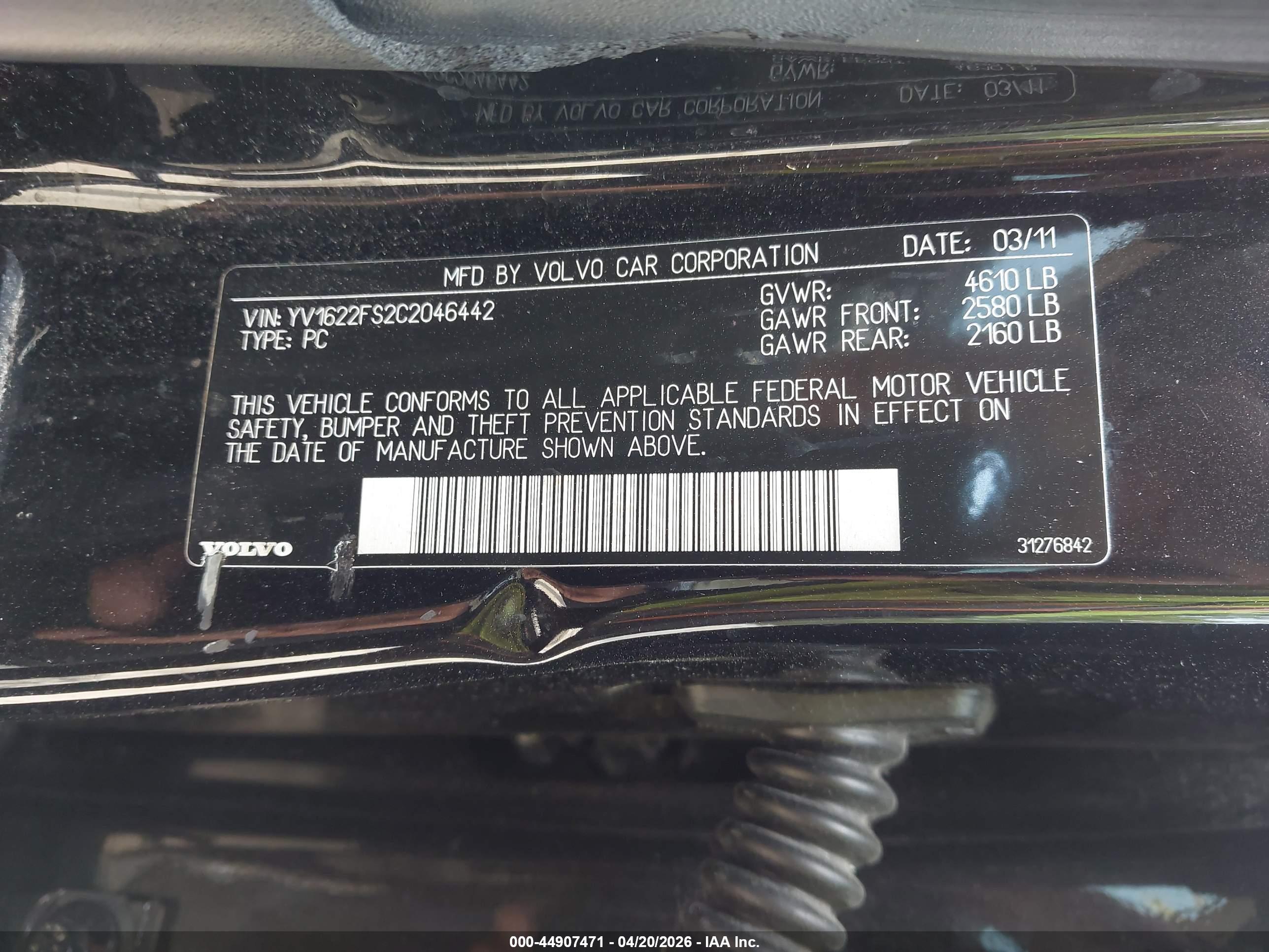 VOLVO S60 image 9