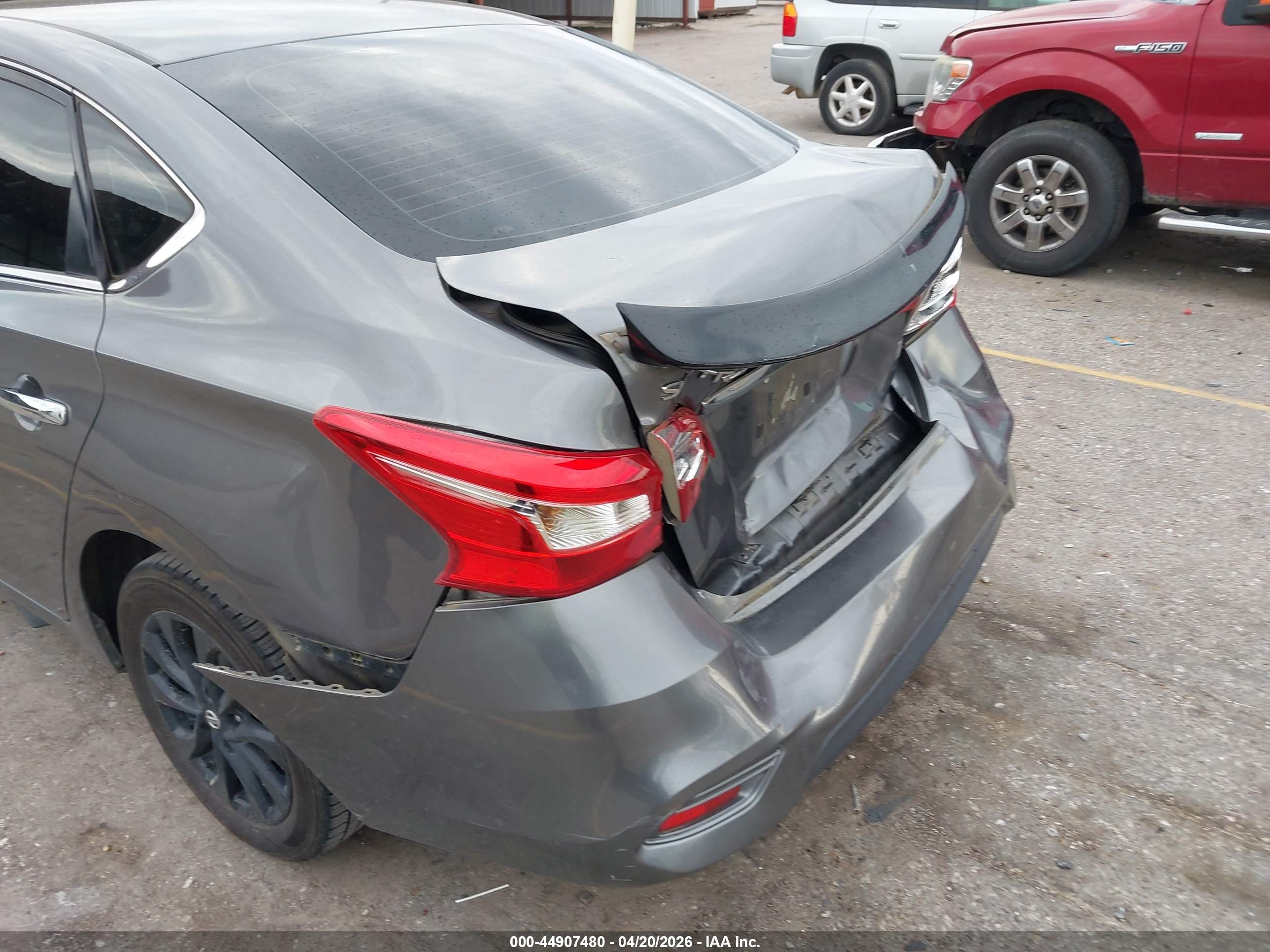 NISSAN SENTRA image 6