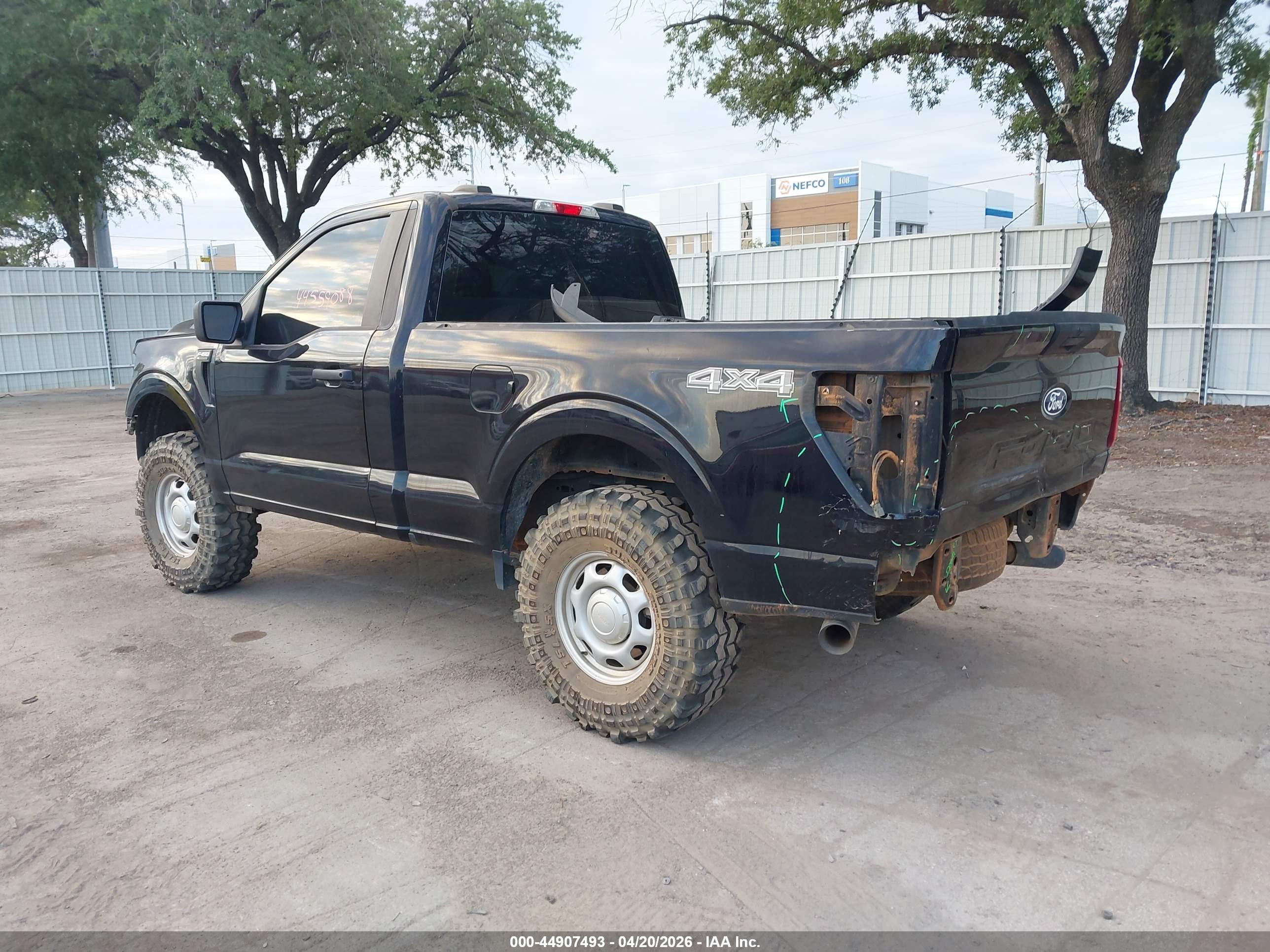 FORD F-150 image 3