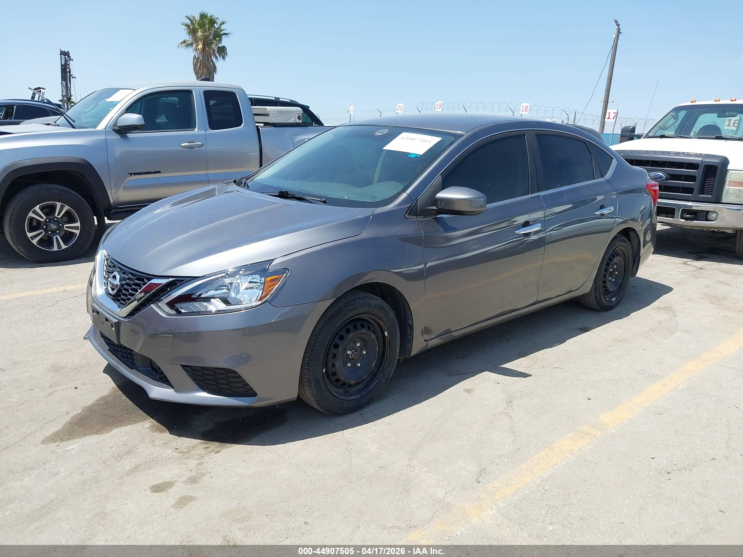 NISSAN SENTRA image 2