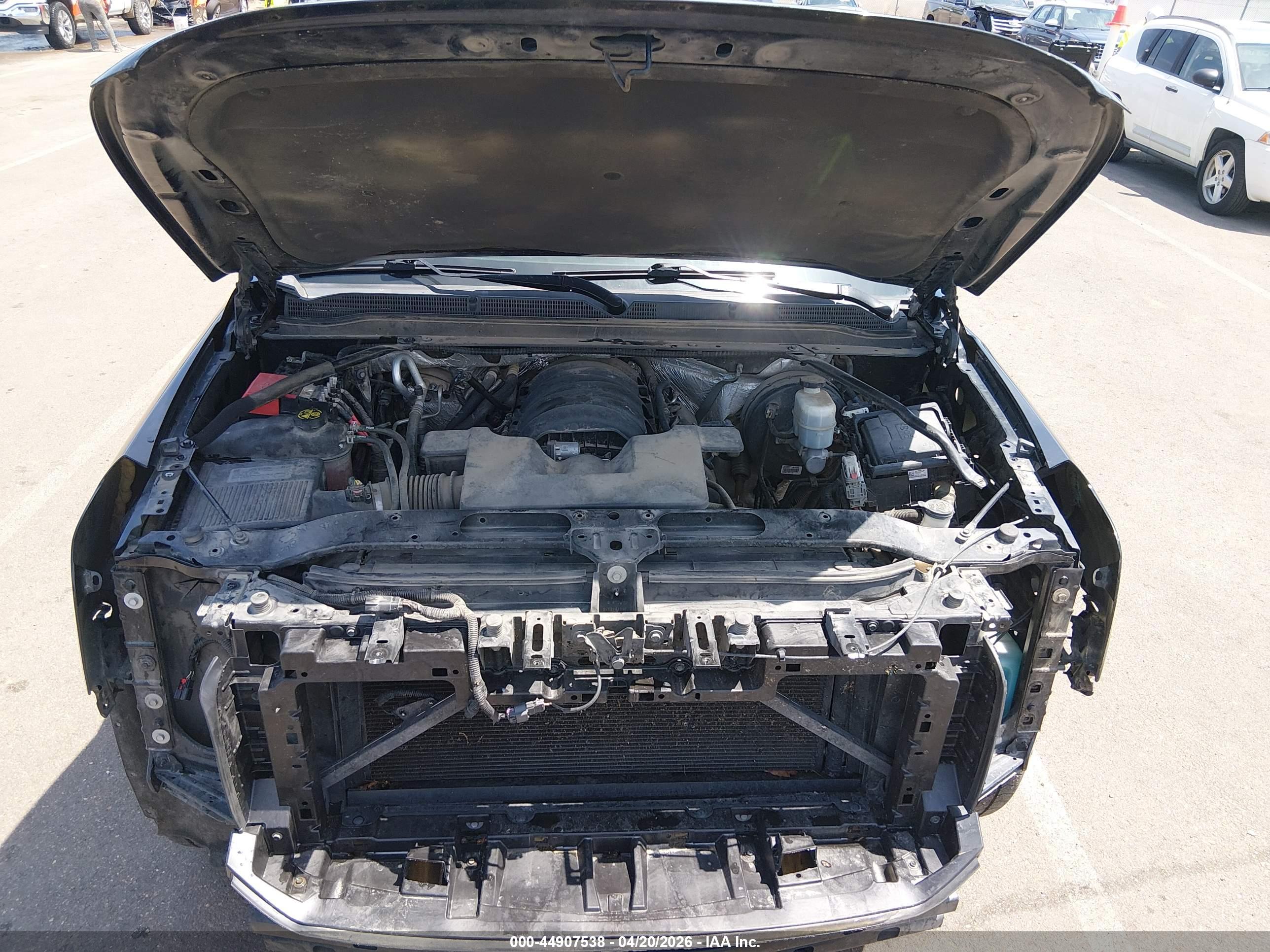 GMC YUKON image 10