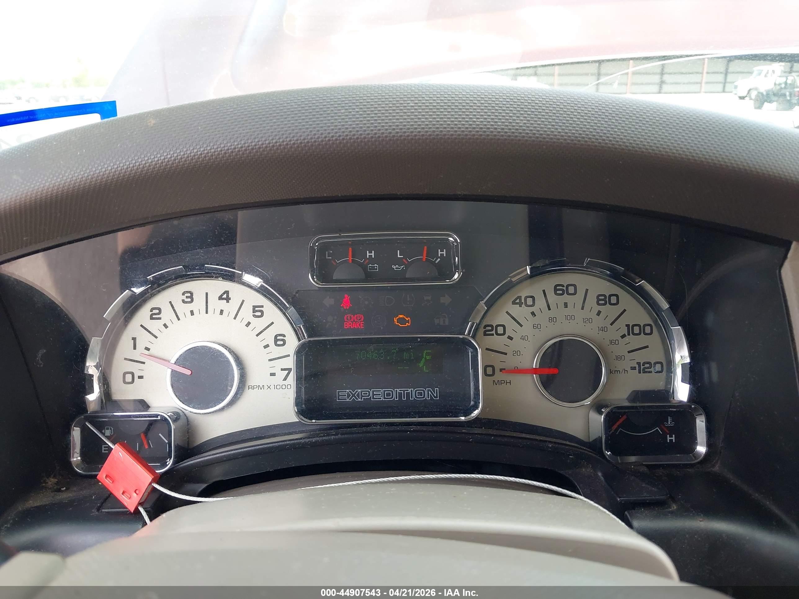 FORD EXPEDITION image 7