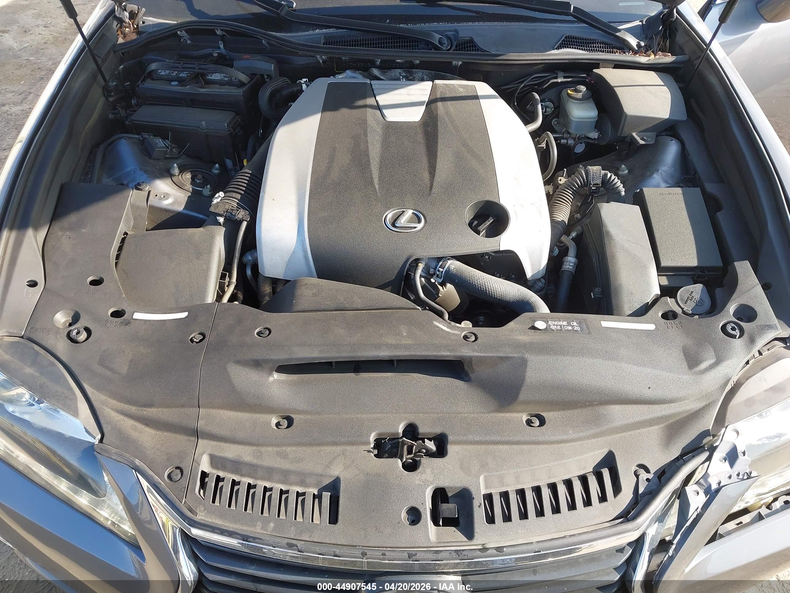 LEXUS GS image 10