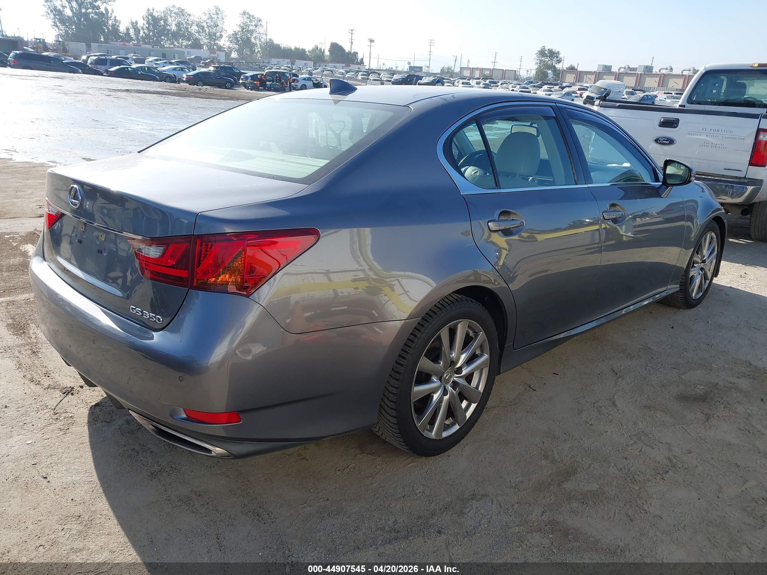 LEXUS GS image 4