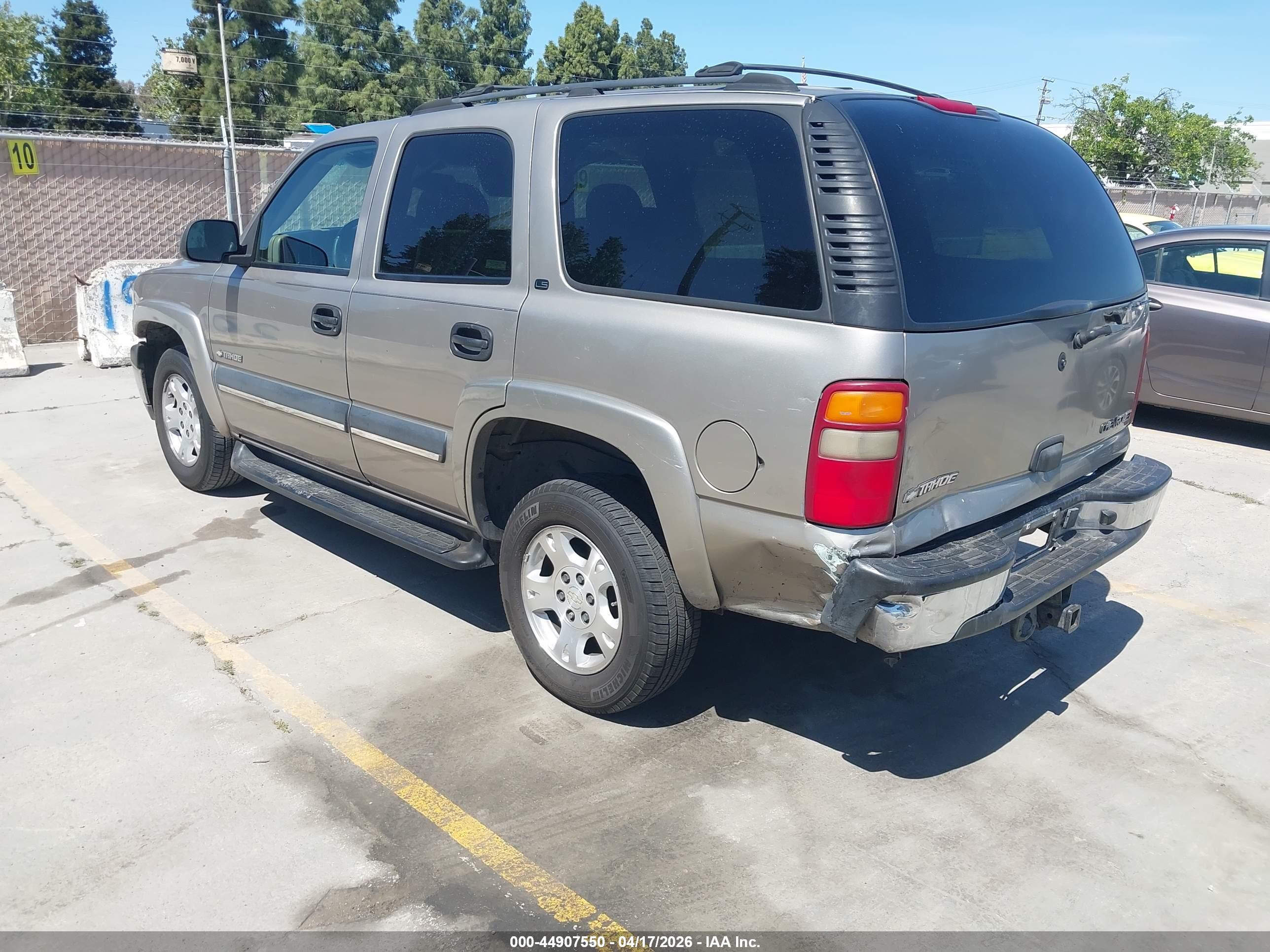 CHEVROLET TAHOE image 3