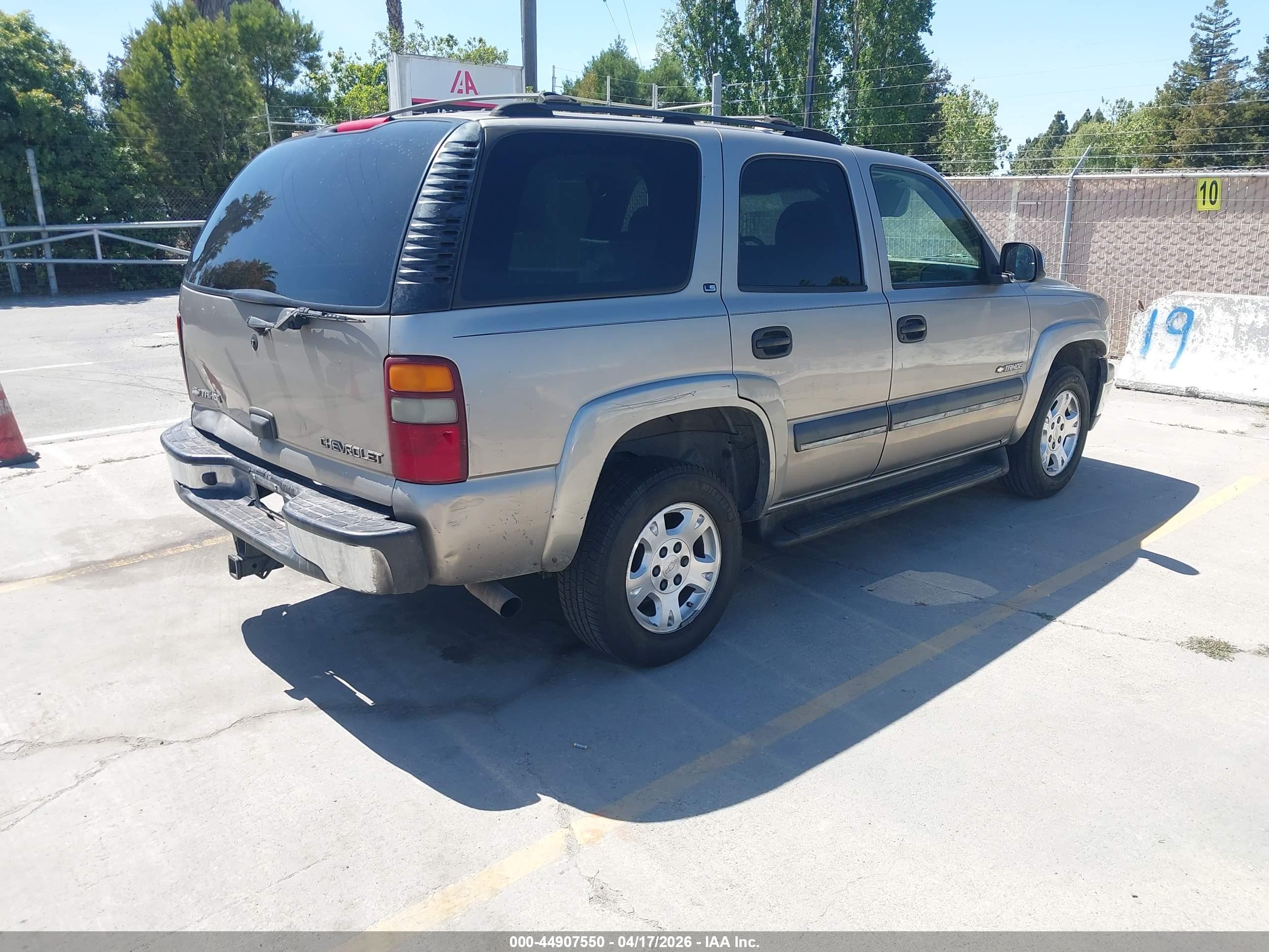 CHEVROLET TAHOE image 4
